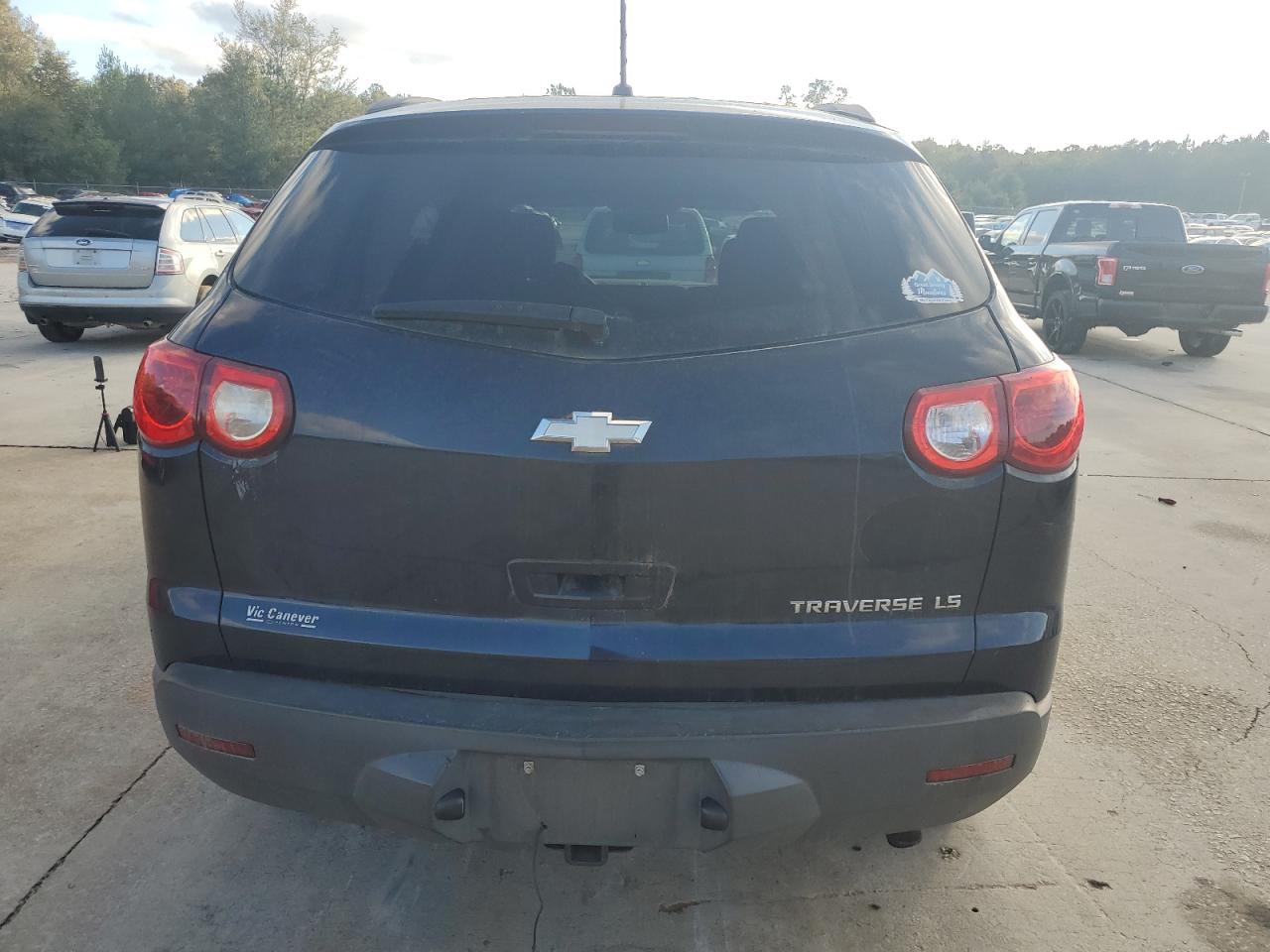 2012 Chevrolet Traverse - Image 6