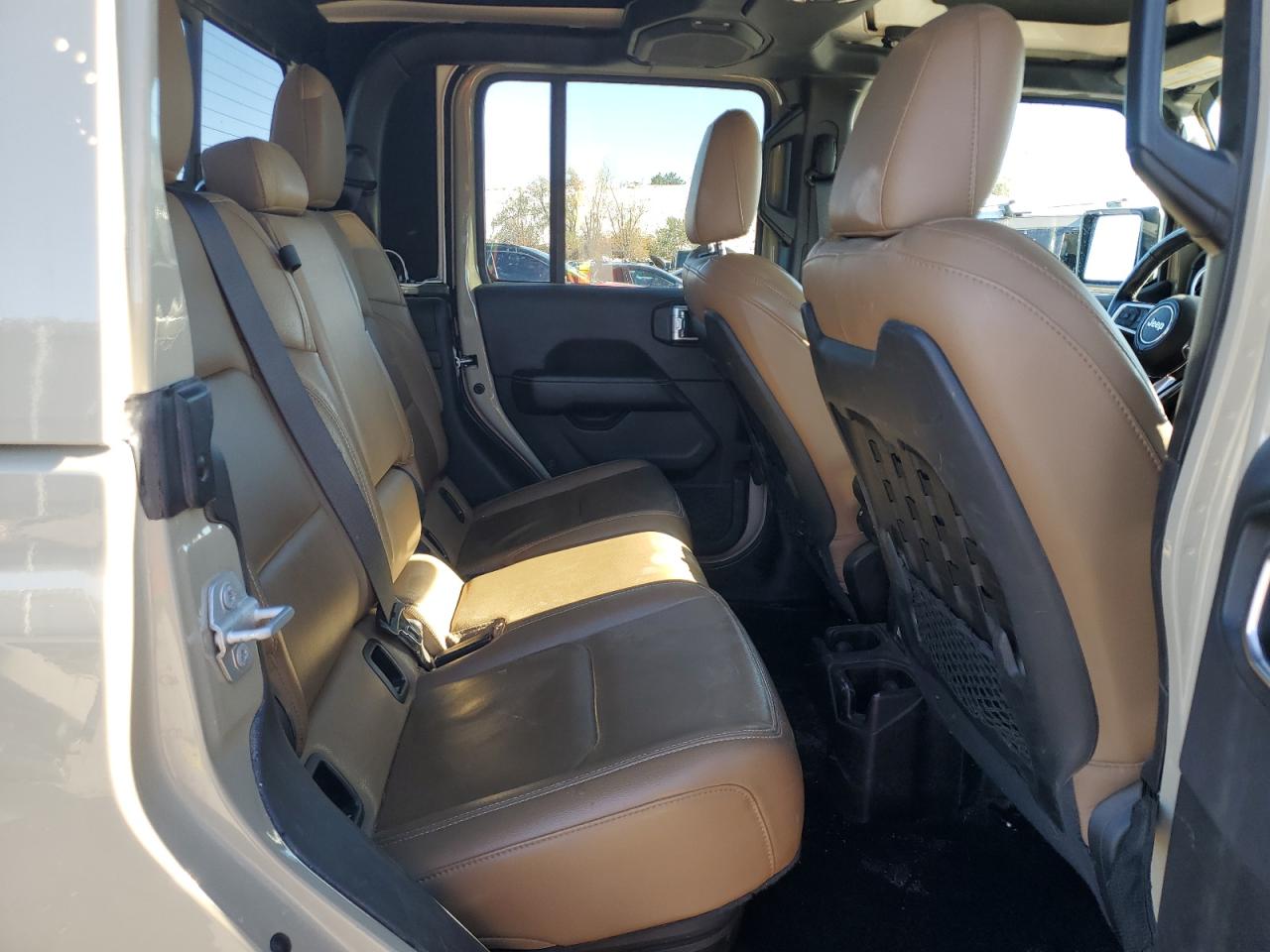 2020 Jeep Gladiator - Image 10