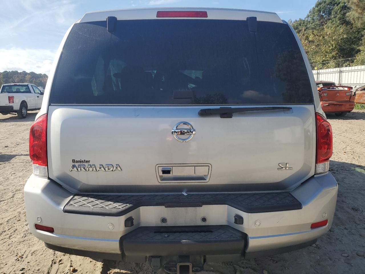 2015 Nissan Armada - Image 6