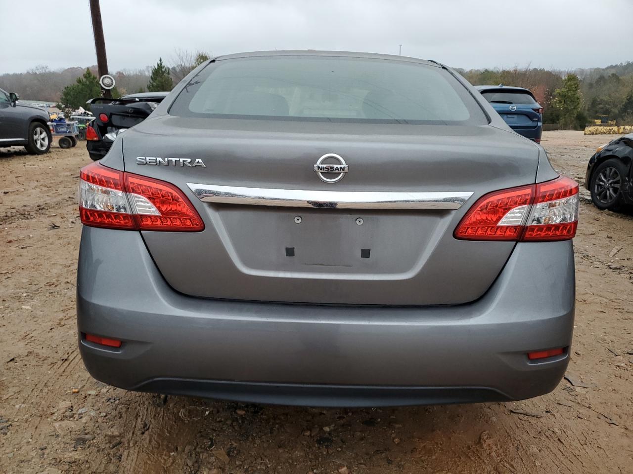 2015 Nissan Sentra - Image 6