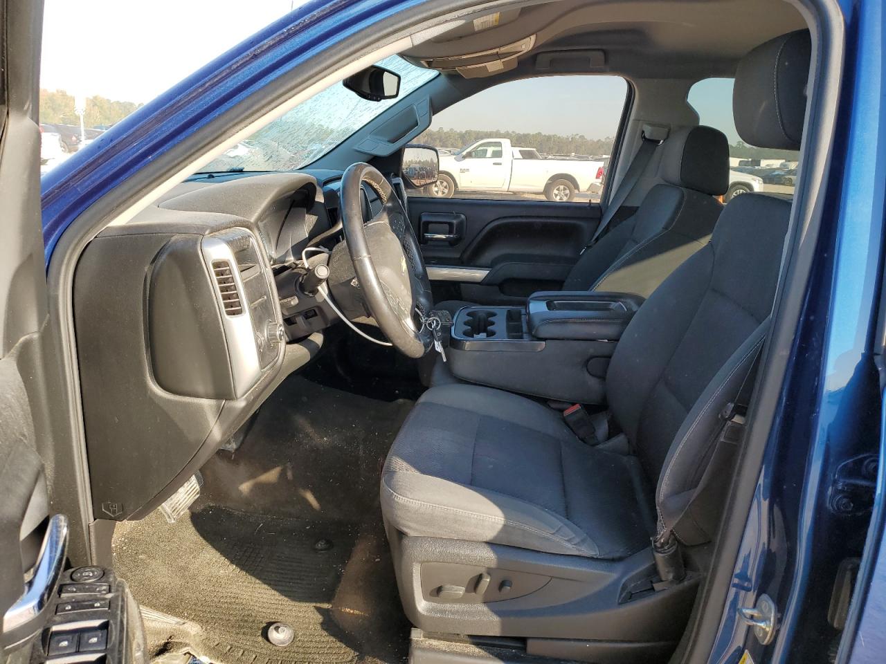 2015 Chevrolet Silverado - Image 7