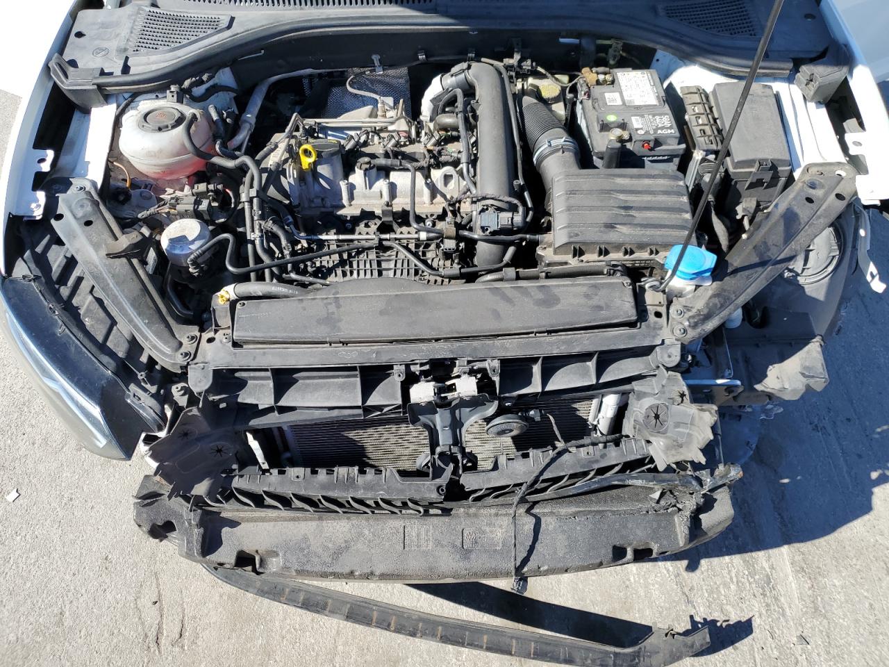 2019 Volkswagen Jetta - Image 11