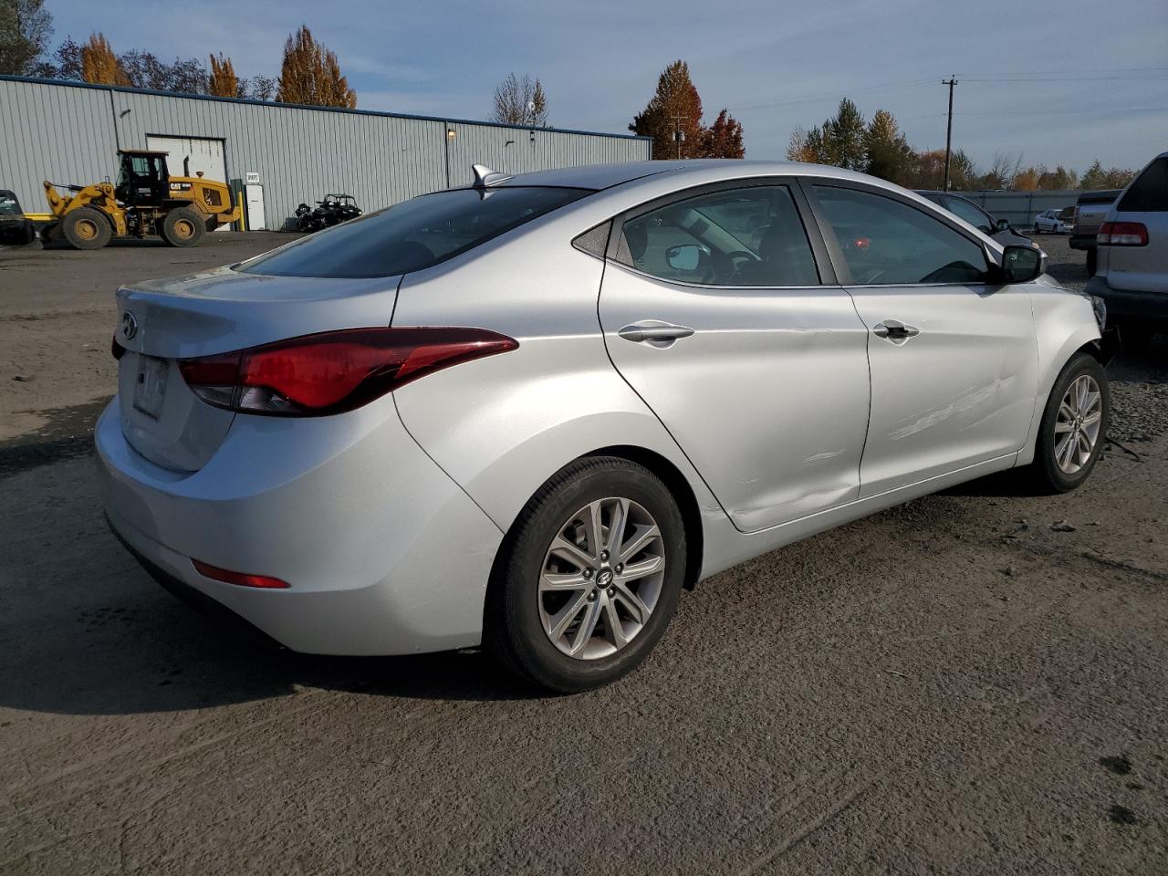 2015 Hyundai Elantra - Image 3