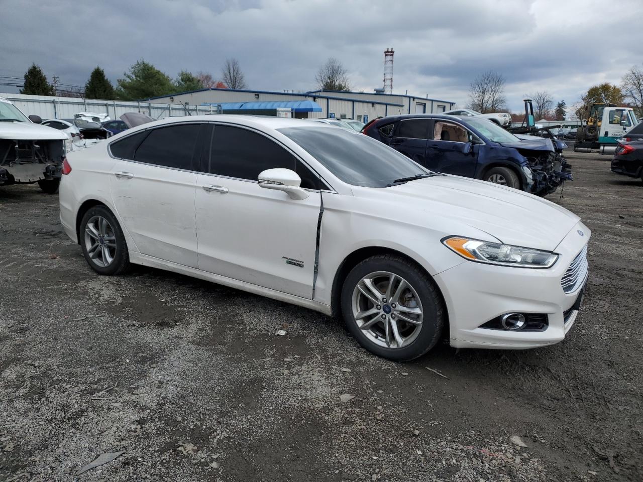 VIN 3FA6P0SU8GR265531 2016 FORD FUSION no.4