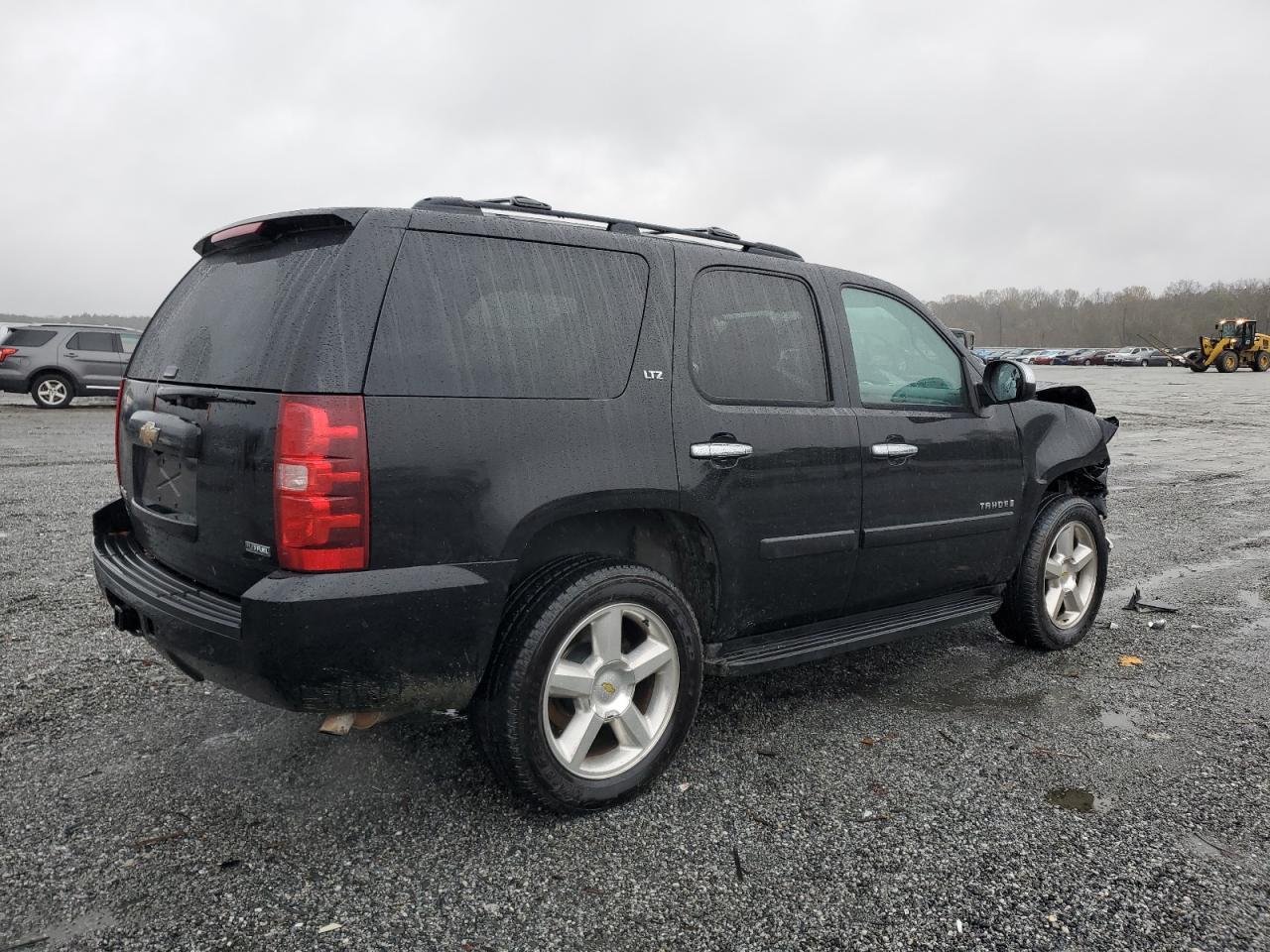 2008 Chevrolet Tahoe - Image 3