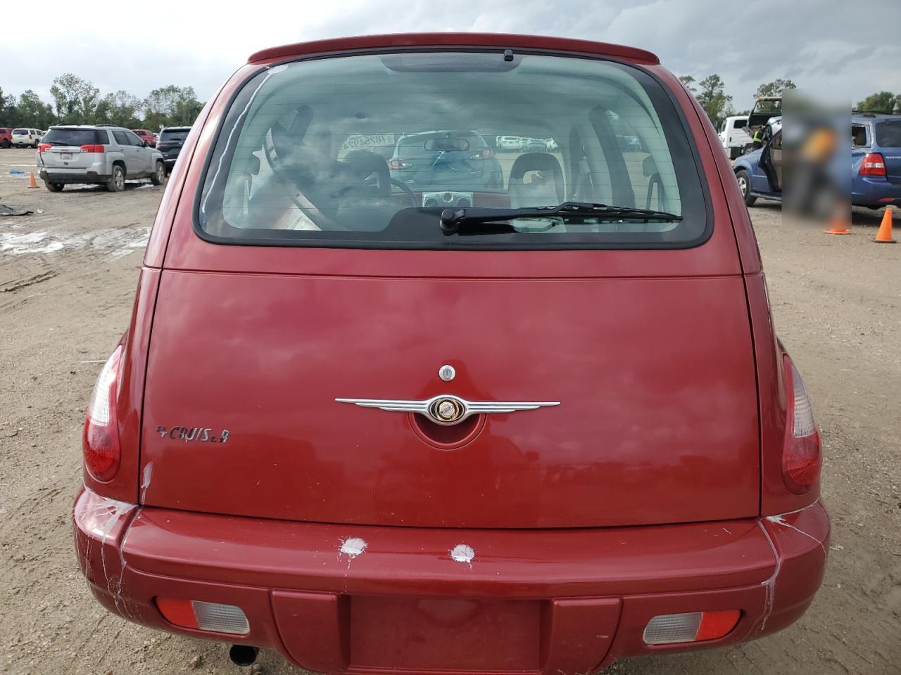 2008 Chrysler PT Cruiser - Image 6