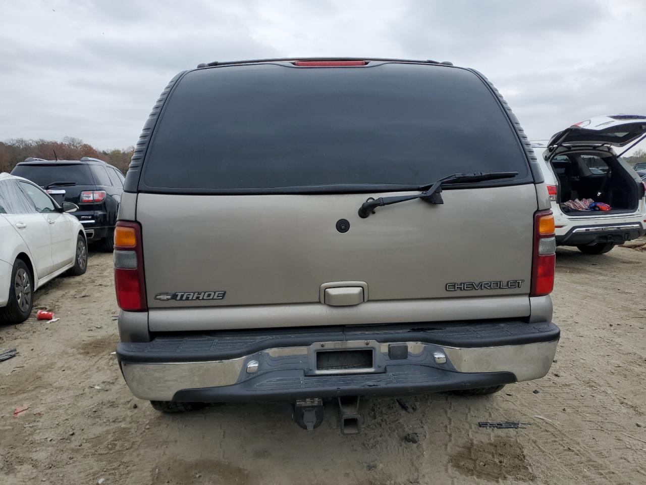 2001 Chevrolet Tahoe - Image 6