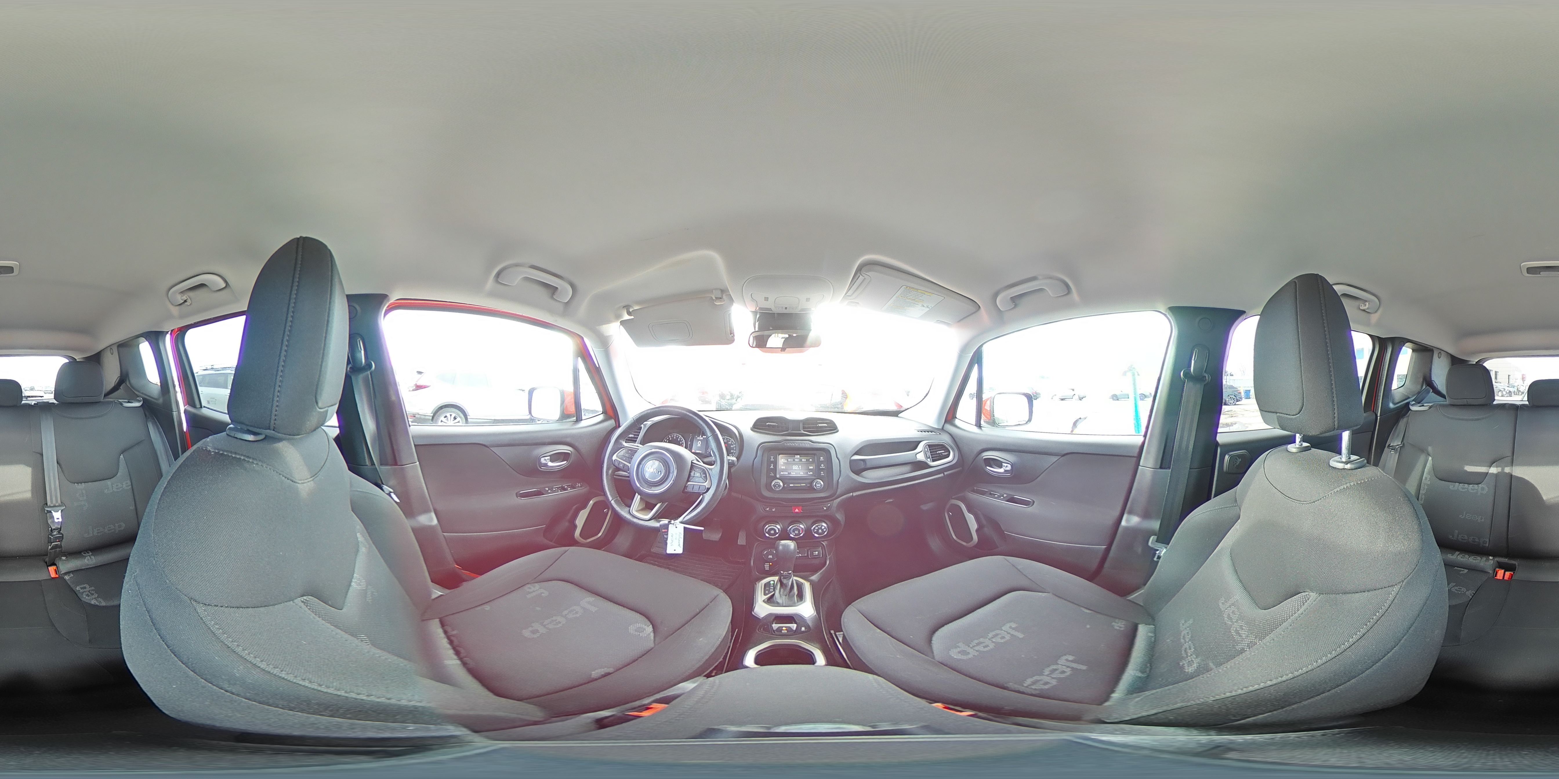 2016 Jeep Renegade - Image 15