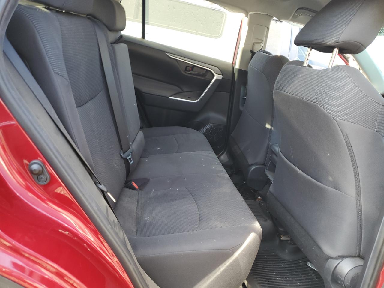 2020 Toyota RAV 4 - Image 11
