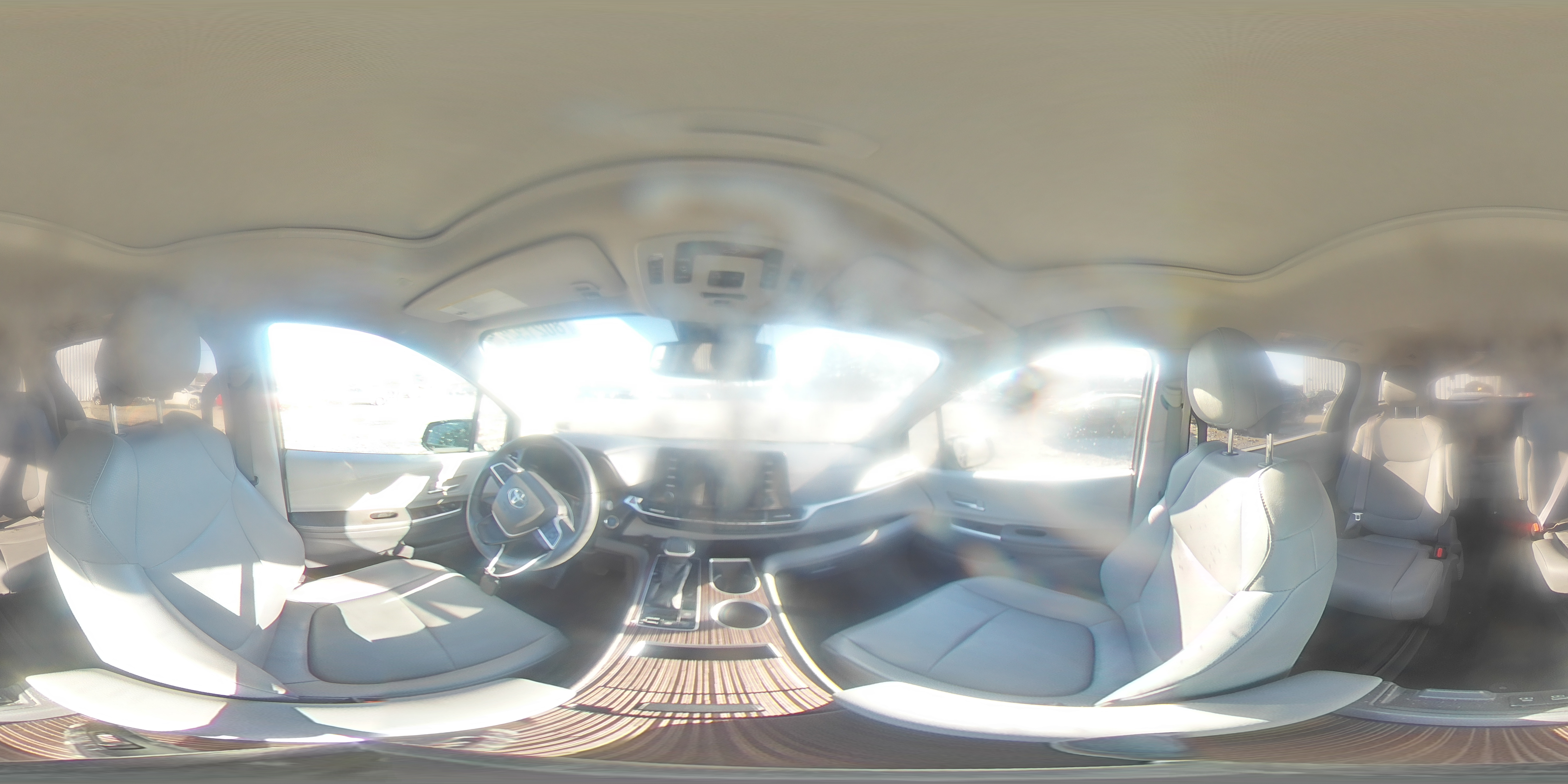 2021 Toyota Sienna - Image 15