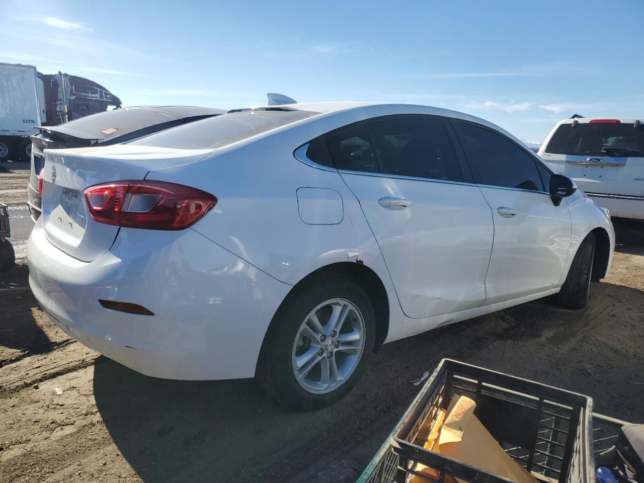 2017 Chevrolet Cruze - Image 3