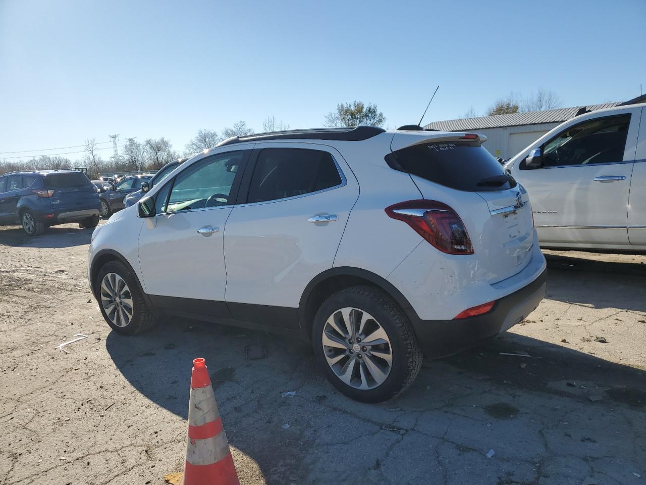 VIN KL4CJASB1LB058314 2020 BUICK ENCORE no.2