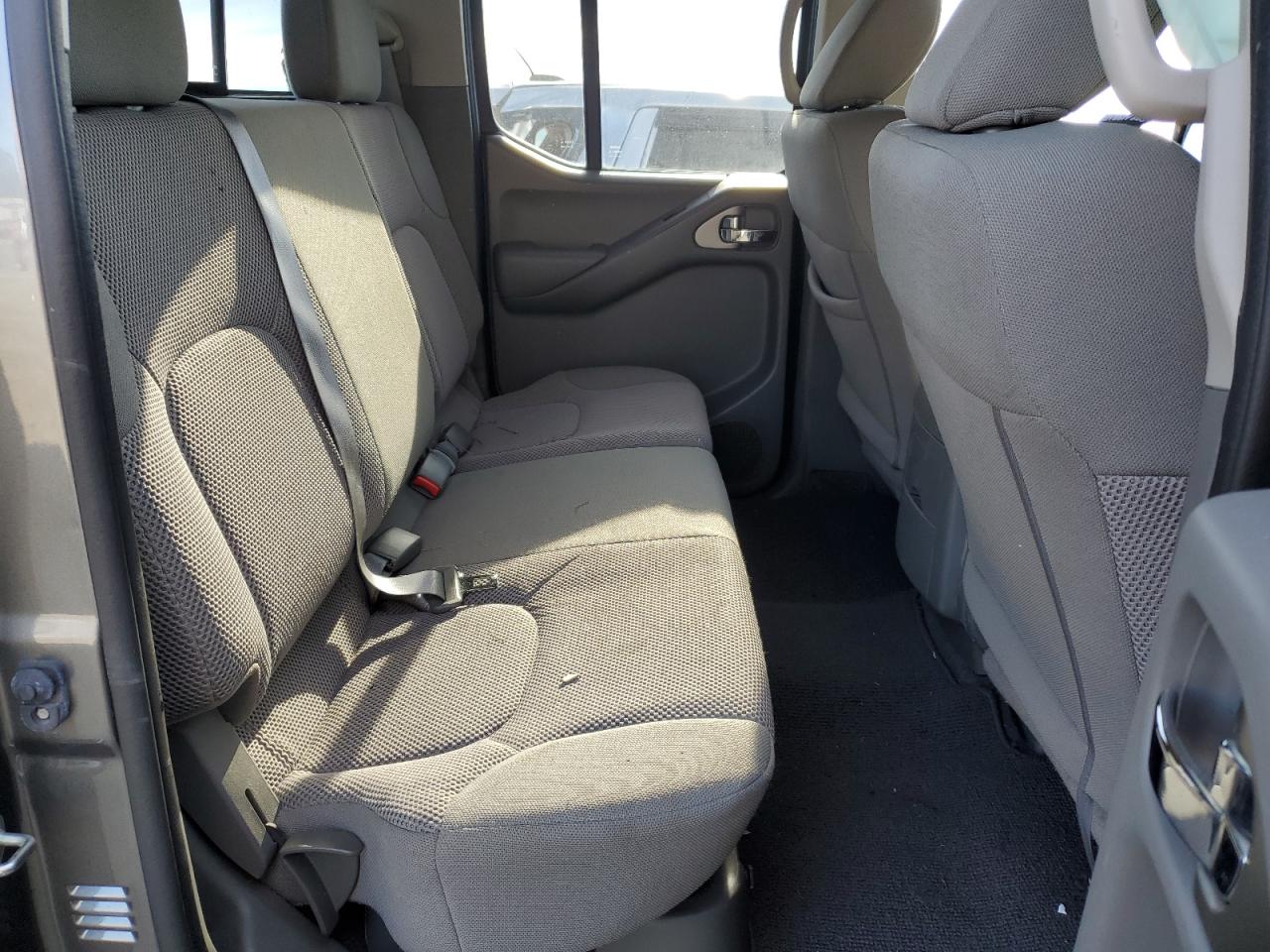 2019 Nissan Navara (Frontier) - Image 10