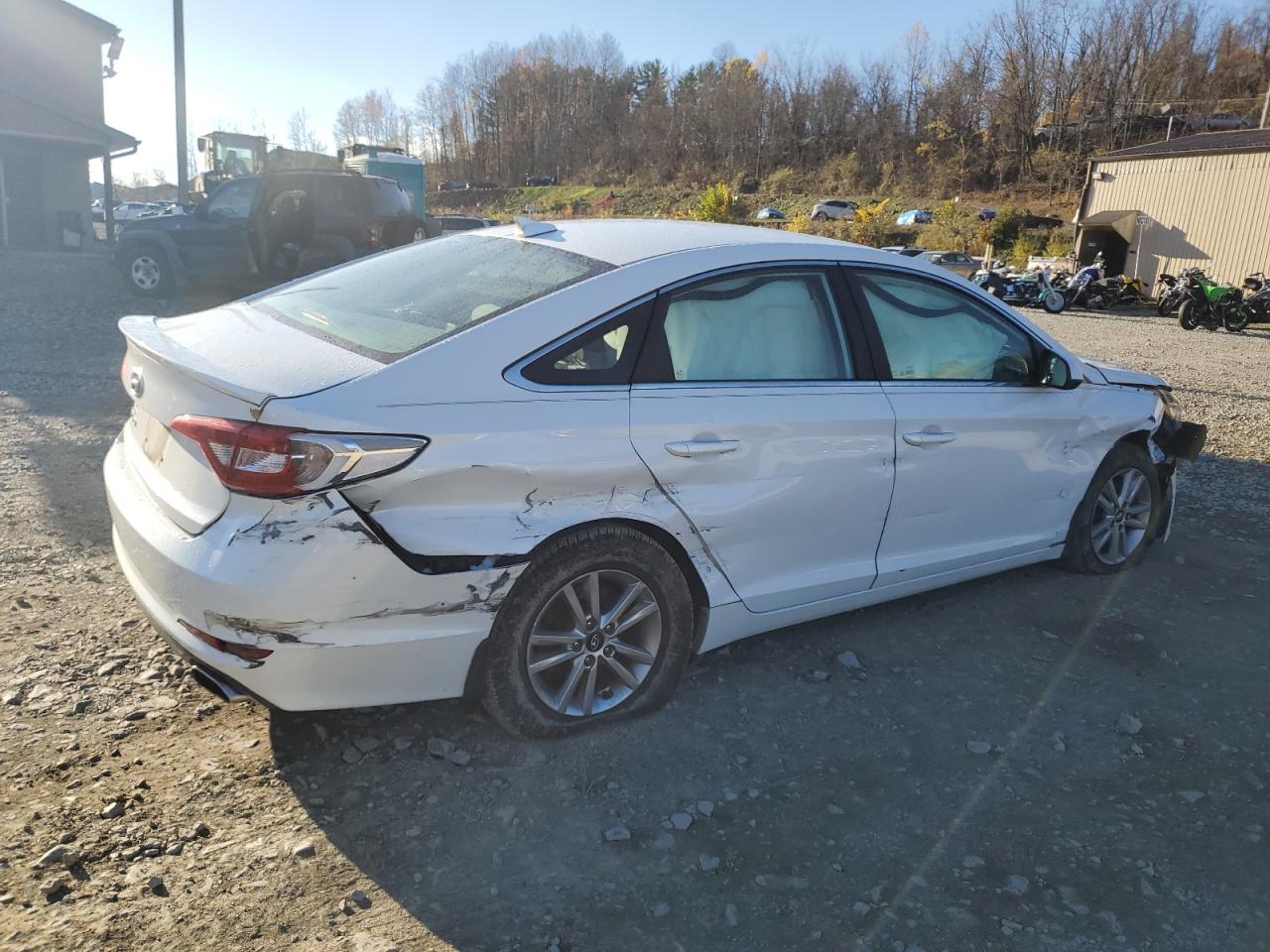 2015 Hyundai Sonata - Image 3