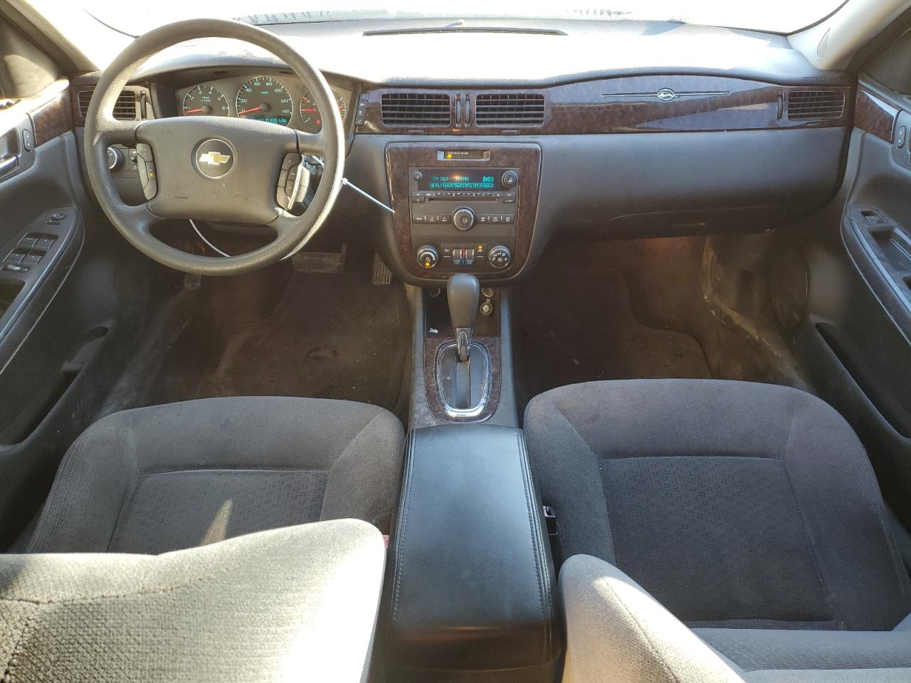 2015 Chevrolet Impala - Image 8