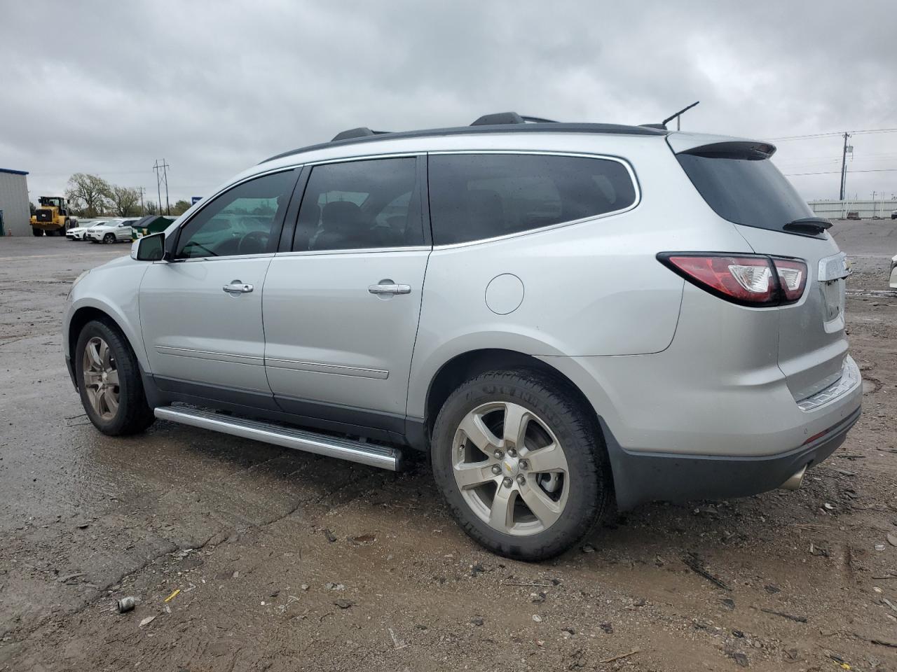 2016 Chevrolet Traverse - Image 2