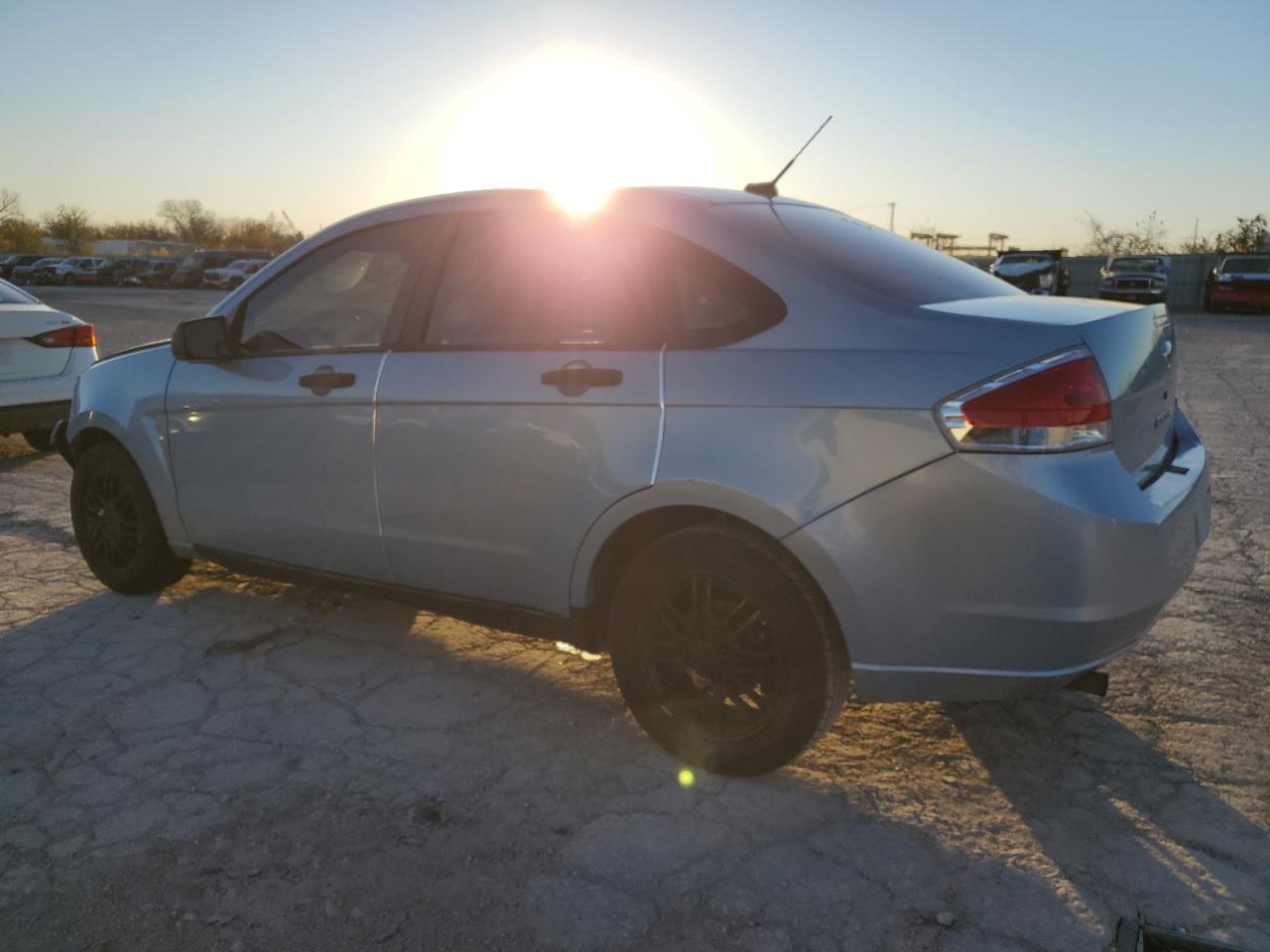 2009 Ford Focus - Image 2