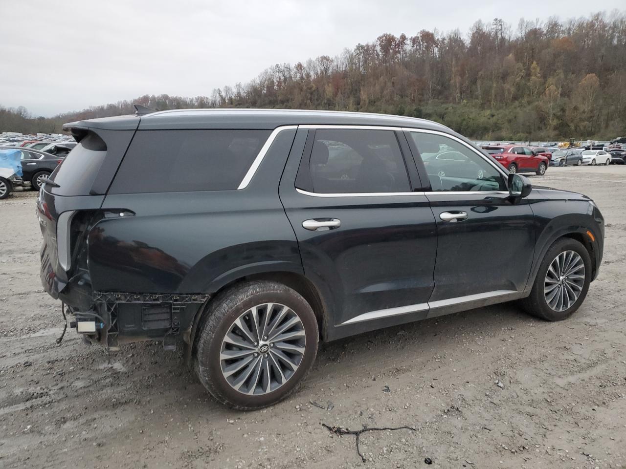 2023 Hyundai Palisade - Image 3