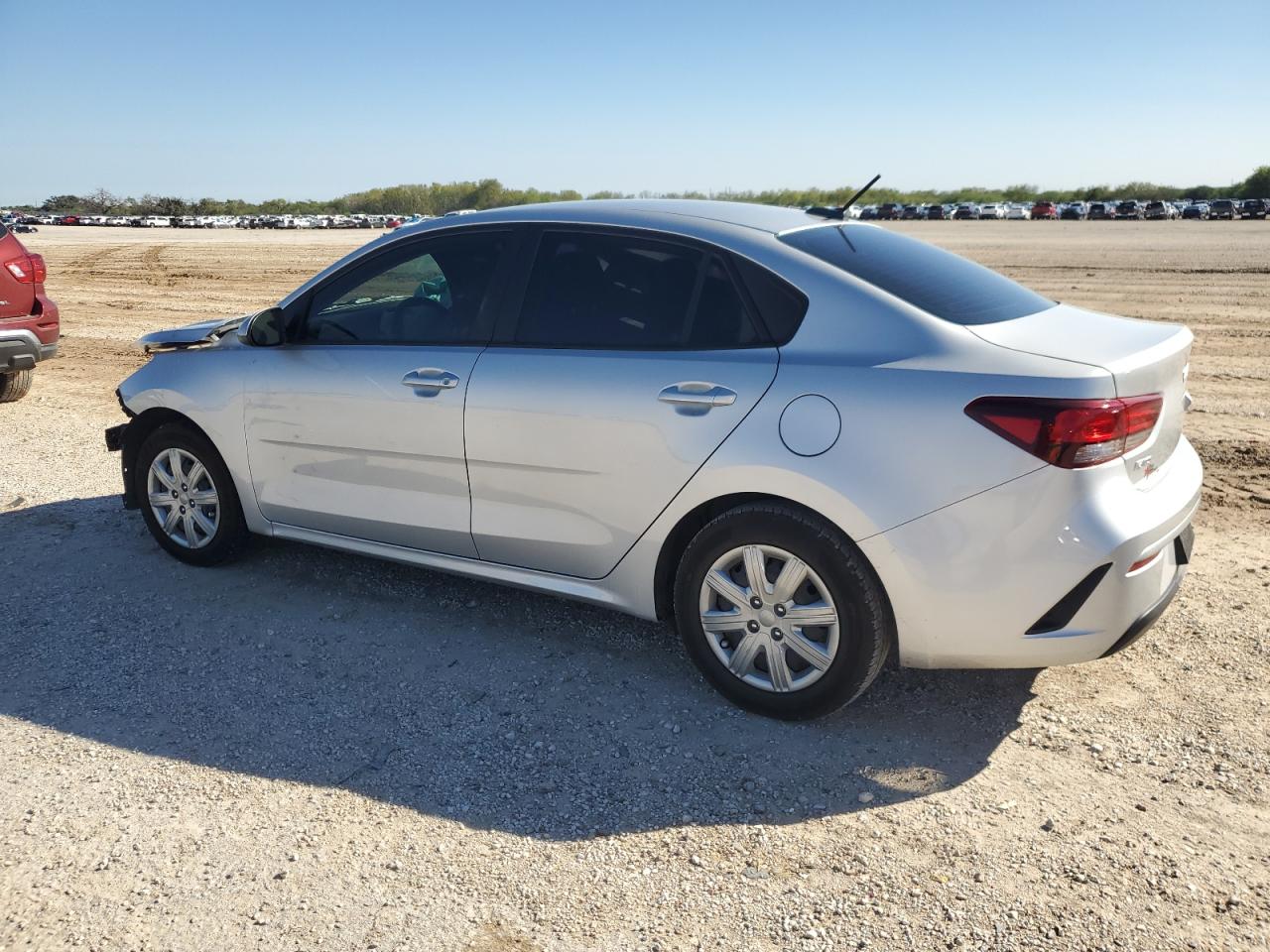 2022 Kia Rio - Image 2