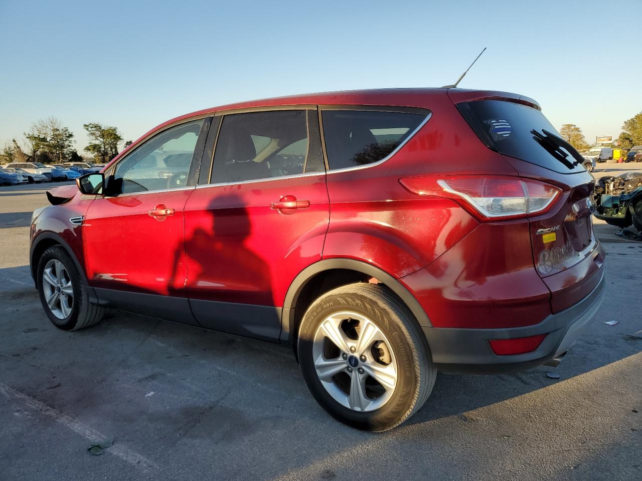 VIN 1FMCU0GX7EUC89278 2014 FORD ESCAPE no.2