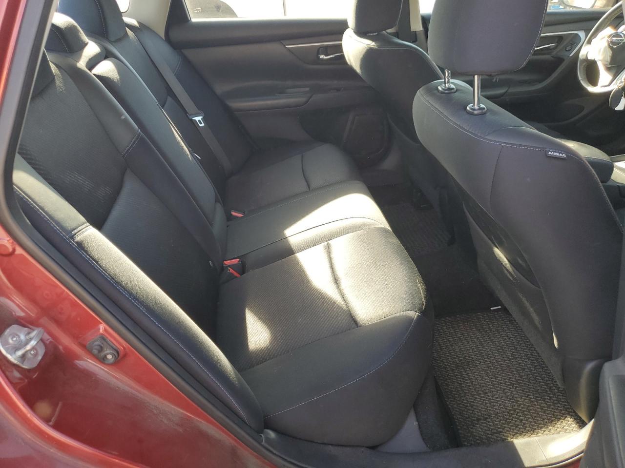 2016 Nissan Altima - Image 10
