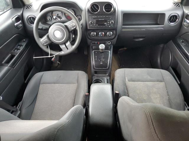 Parquets JEEP PATRIOT 2017 Biały