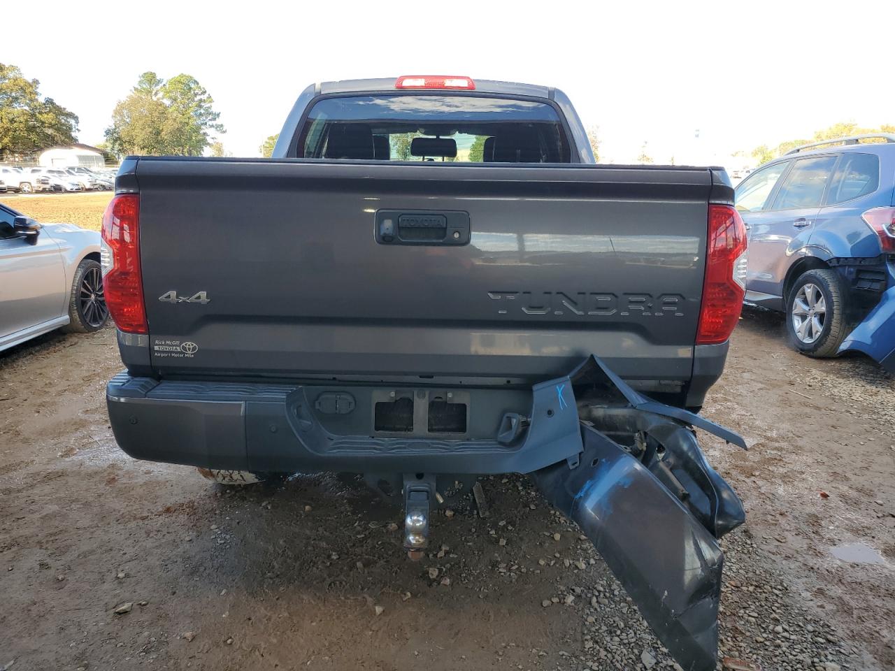 2017 Toyota Tundra - Image 6