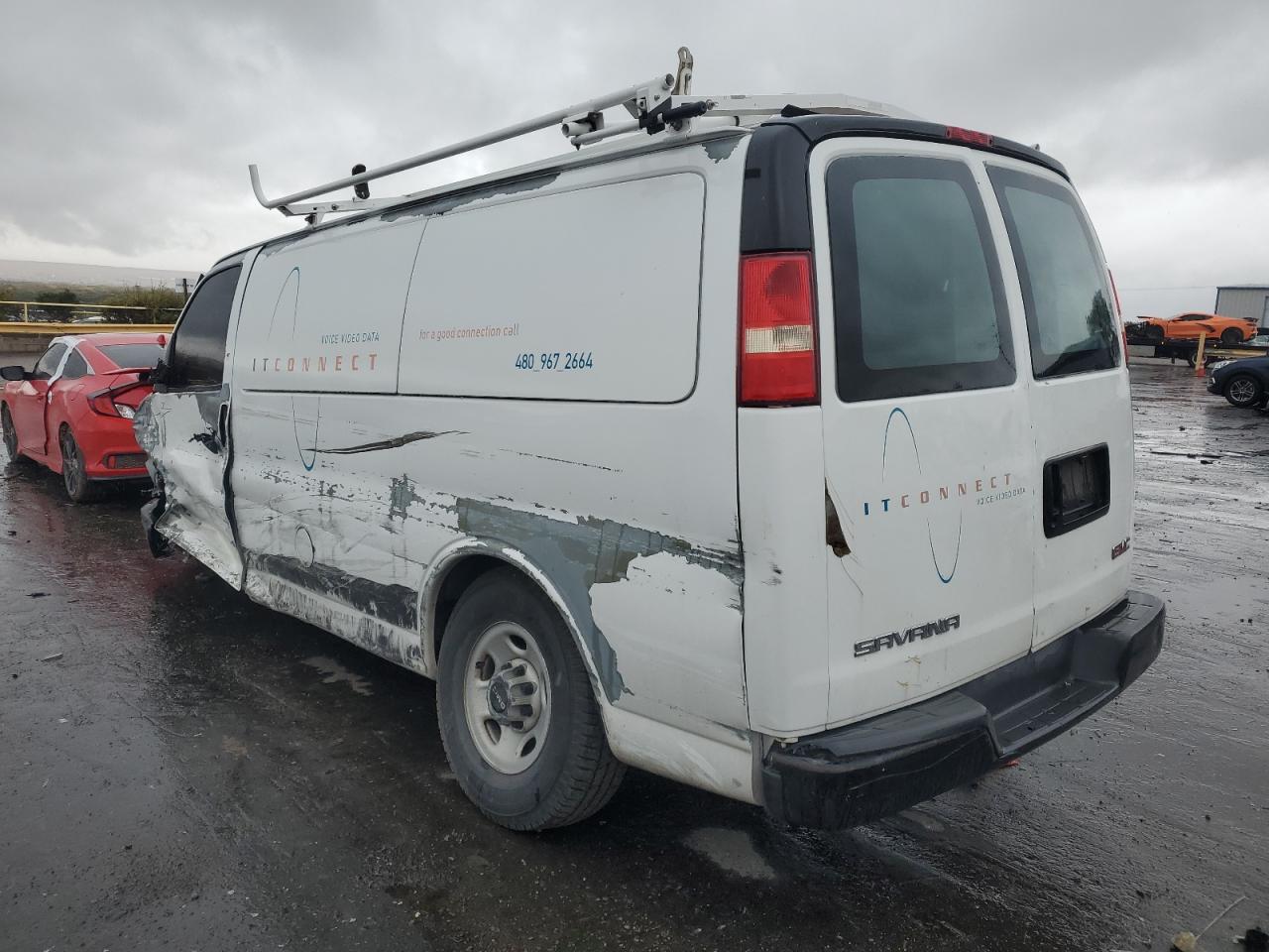 2007 GMC Savana - Image 2