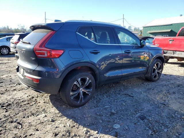  VOLVO XC40 2020 Синий