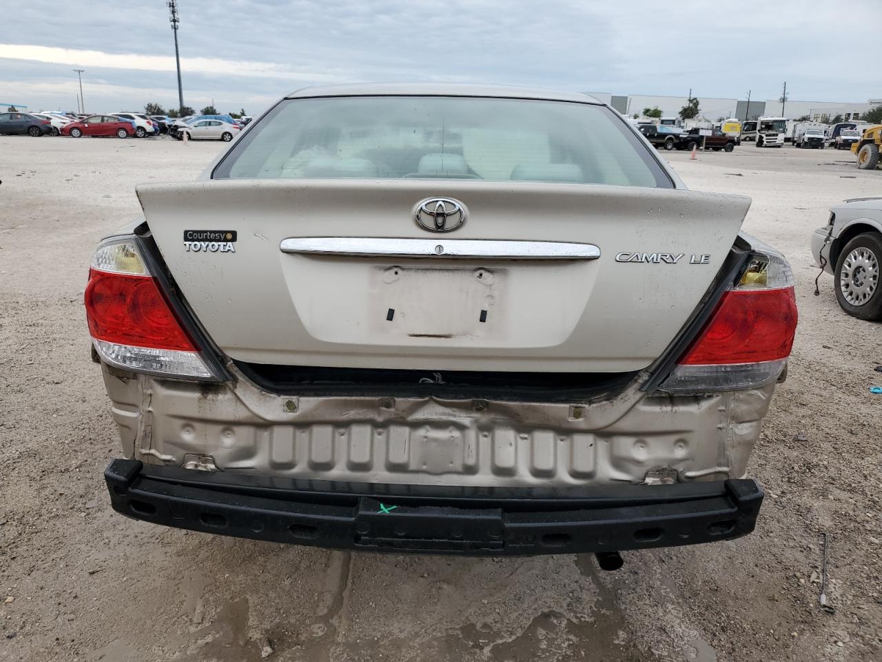 2005 Toyota Camry Le VIN: 4T1BE32K75U037732 Lot: 80879184