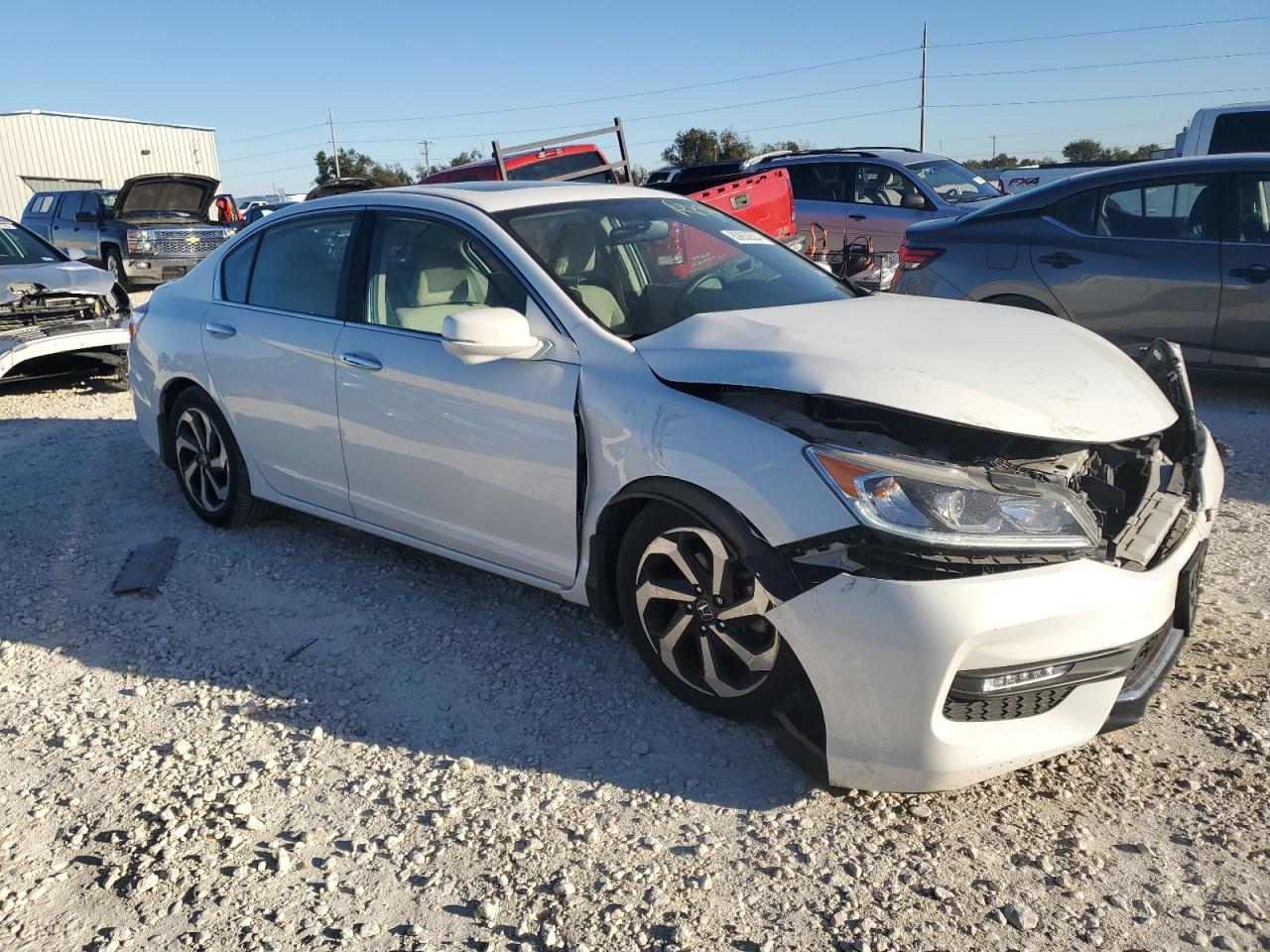 VIN 1HGCR2F77GA208627 2016 HONDA ACCORD no.4