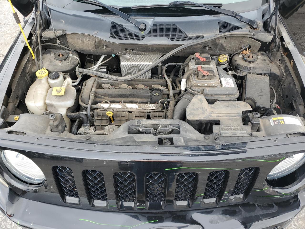 2016 Jeep Liberty (Patriot) - Image 12