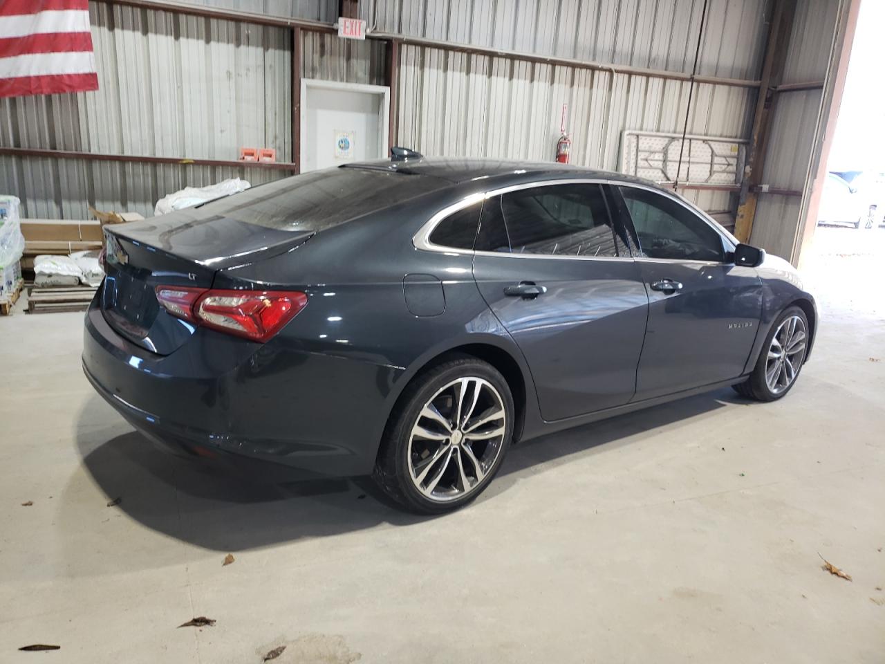 2021 Chevrolet Malibu - Image 3