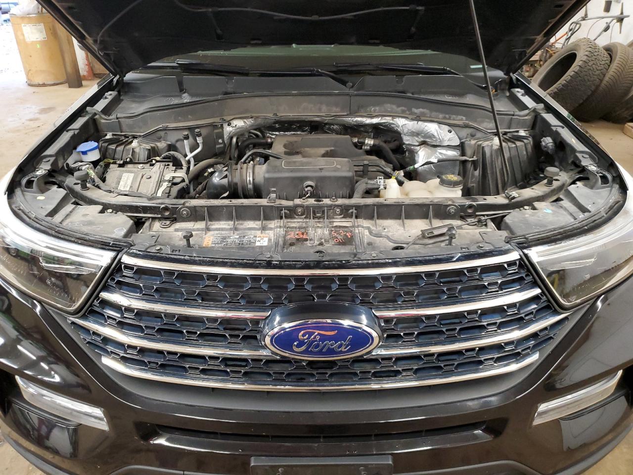 2020 Ford Explorer - Image 12