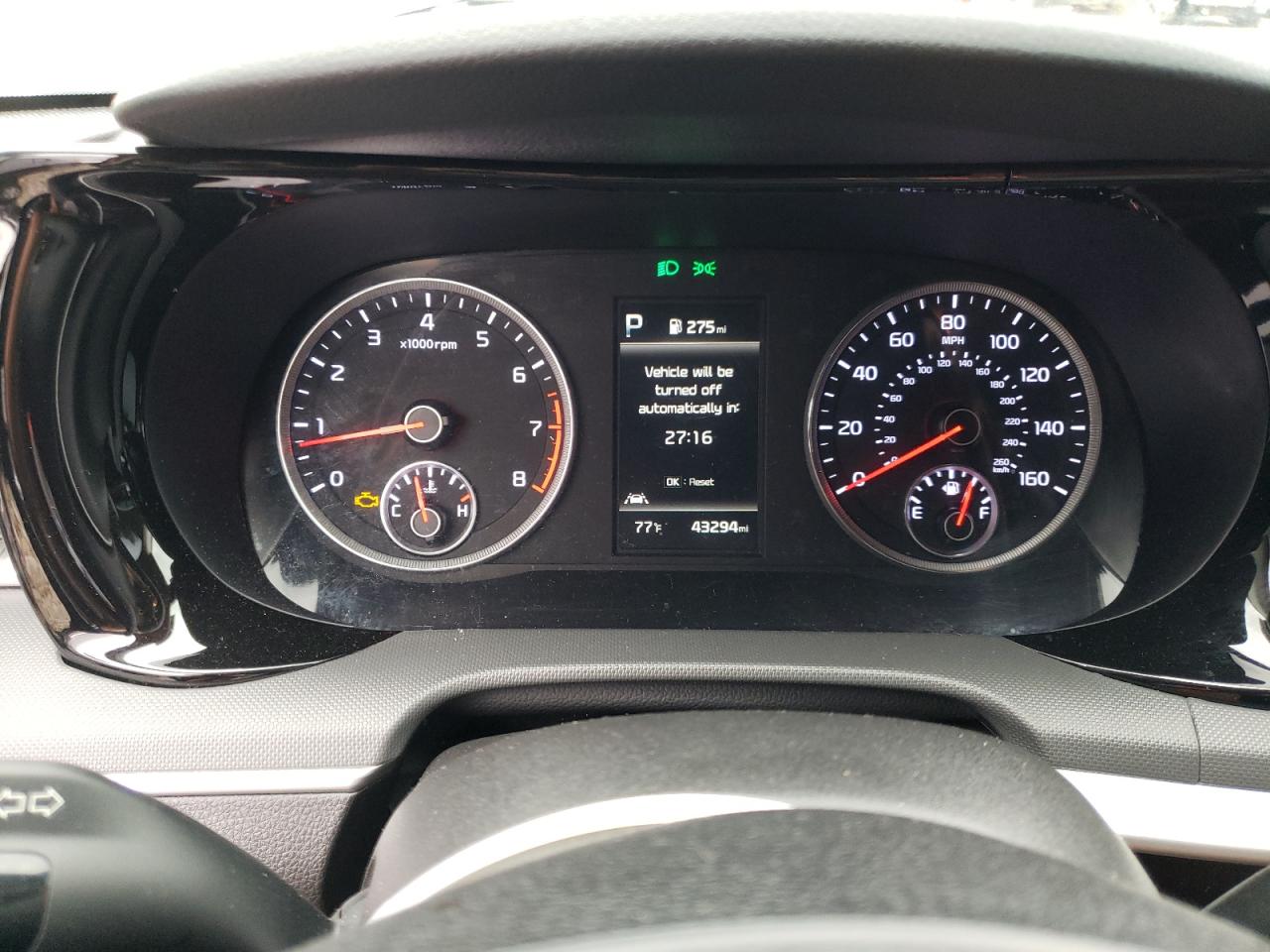 2022 Kia K5 - Image 9