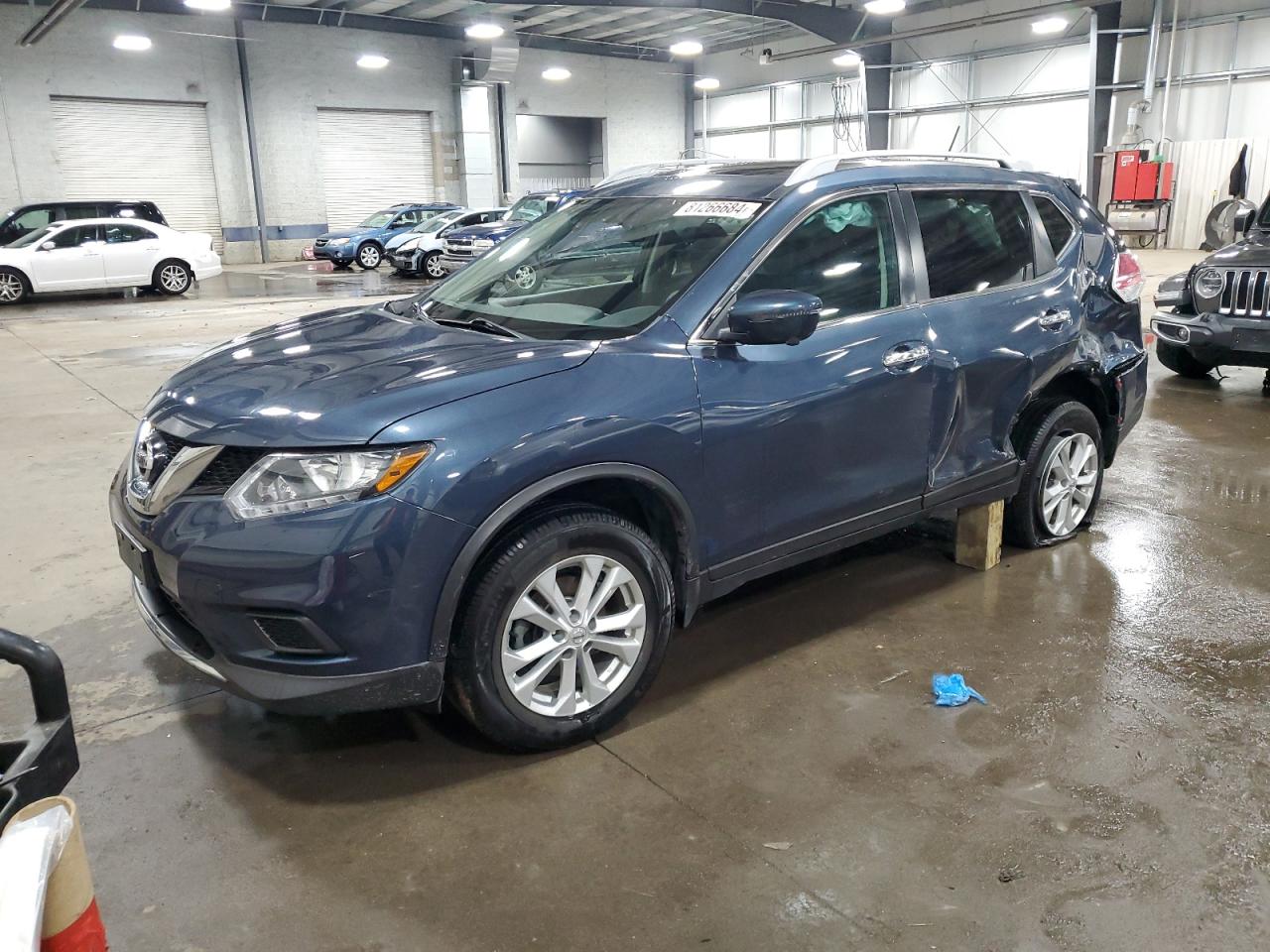 2016 Nissan Rogue - Image 1