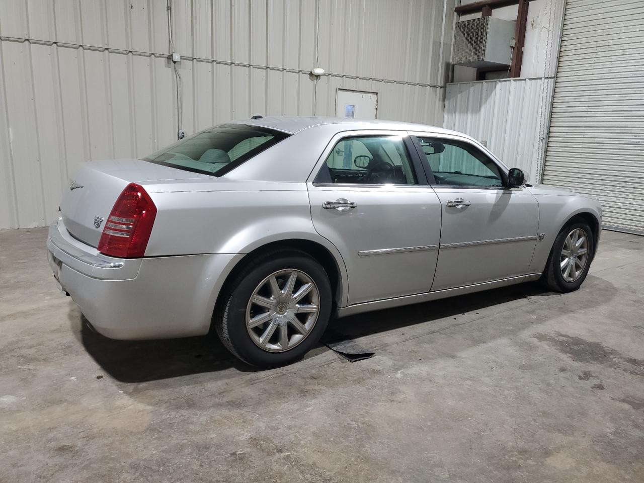 2007 Chrysler 300 - Image 3