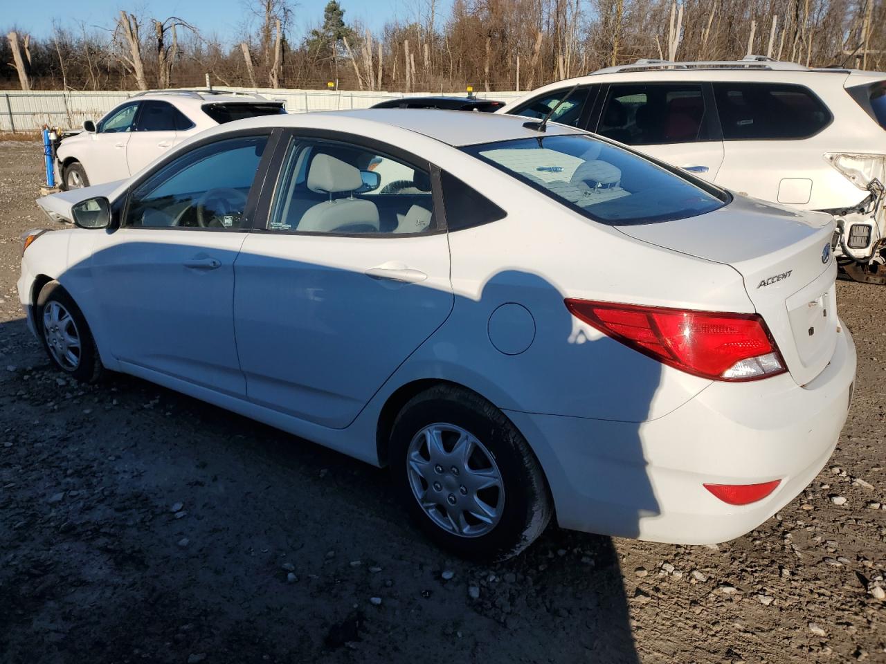 KMHCT4AE7HU369976 2017 HYUNDAI ACCENT - Image 2