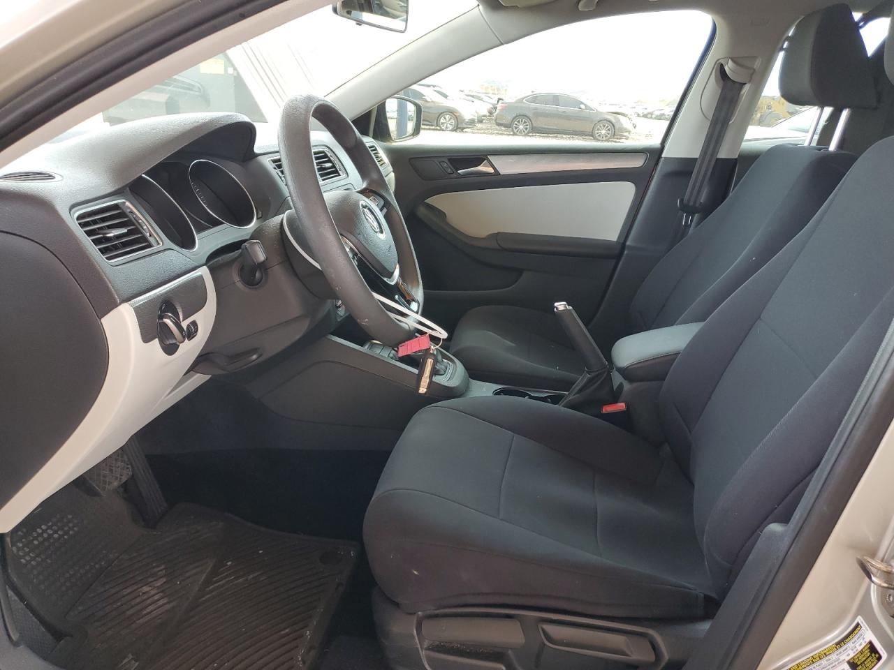 2015 Volkswagen Jetta - Image 7