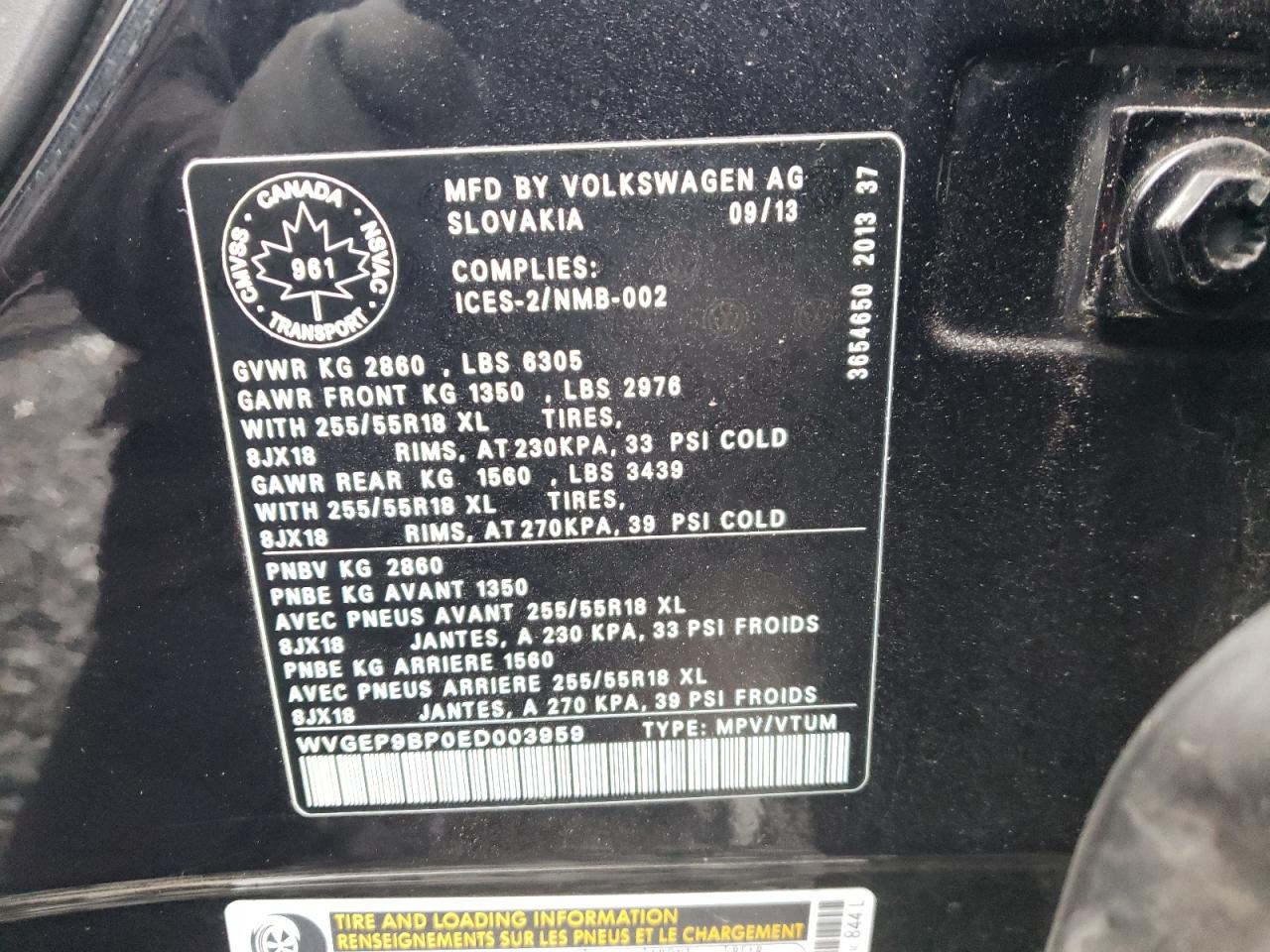 2014 Volkswagen Touareg - Image 14