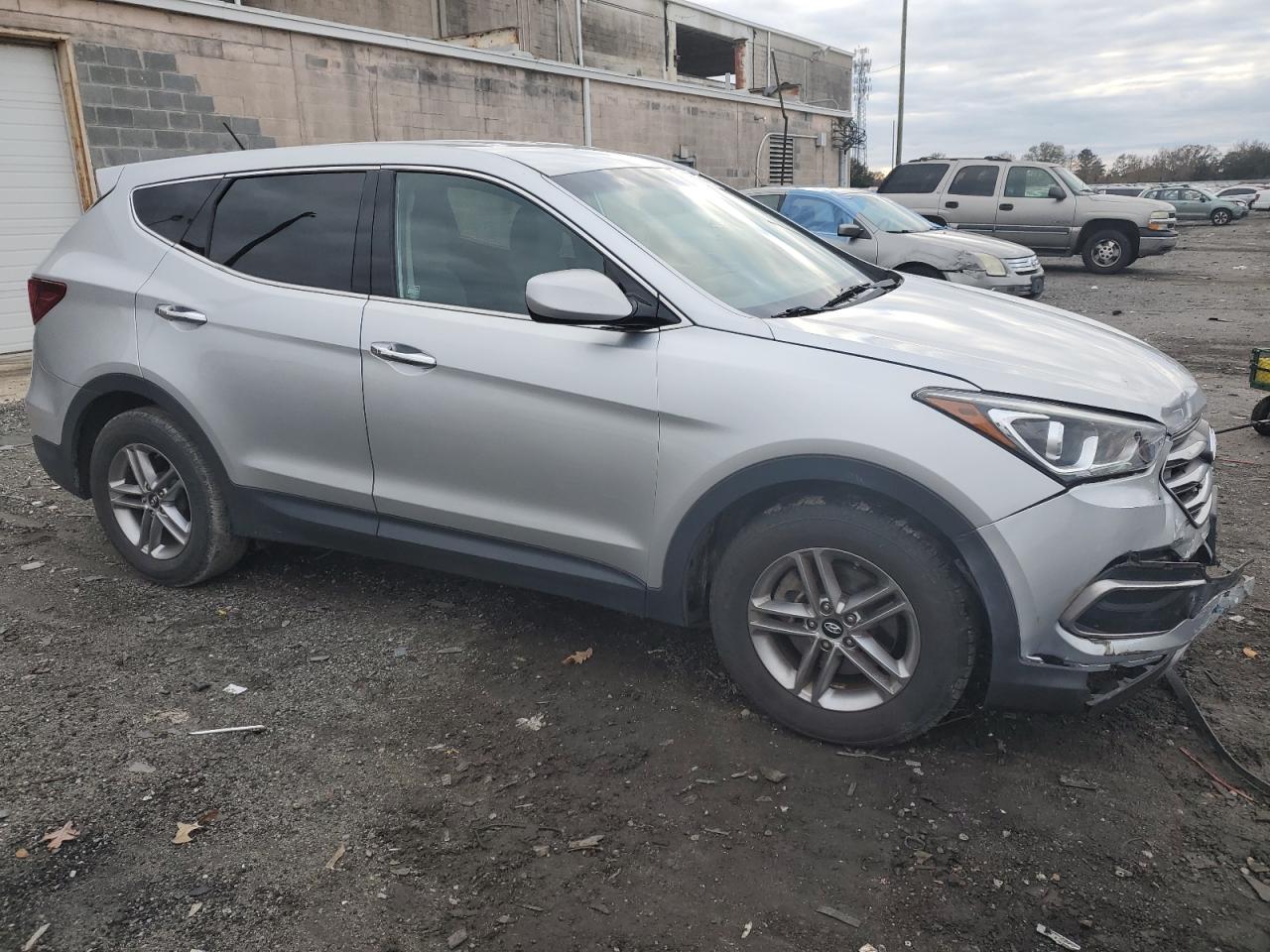 2018 Hyundai Santa Fe - Image 4