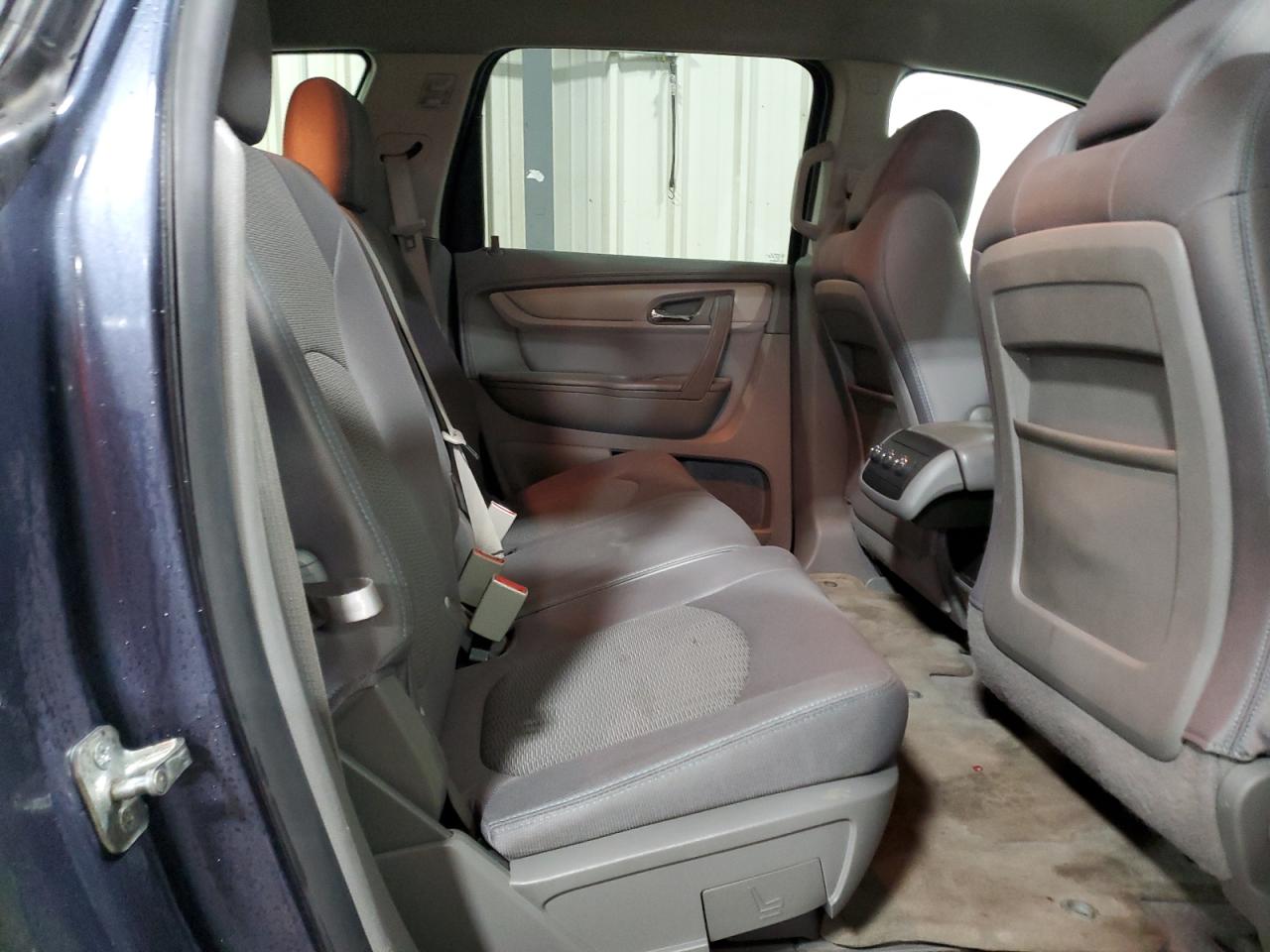 2014 Chevrolet Traverse - Image 11