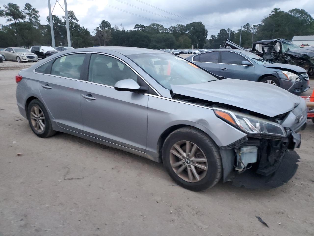 2017 Hyundai Sonata - Image 4