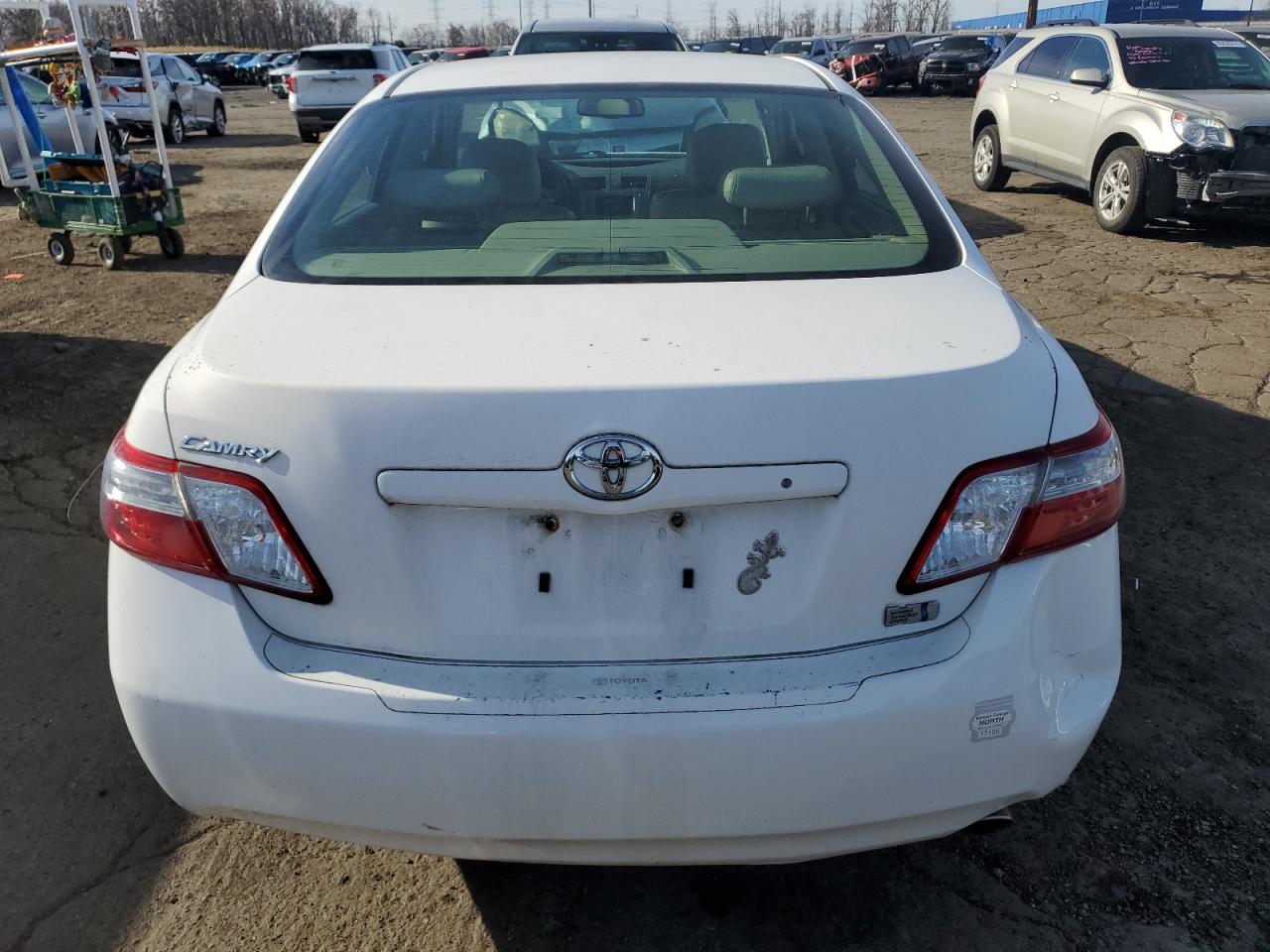 2007 Toyota Camry Hybrid VIN: JTNBB46K173019888 Lot: 76031134