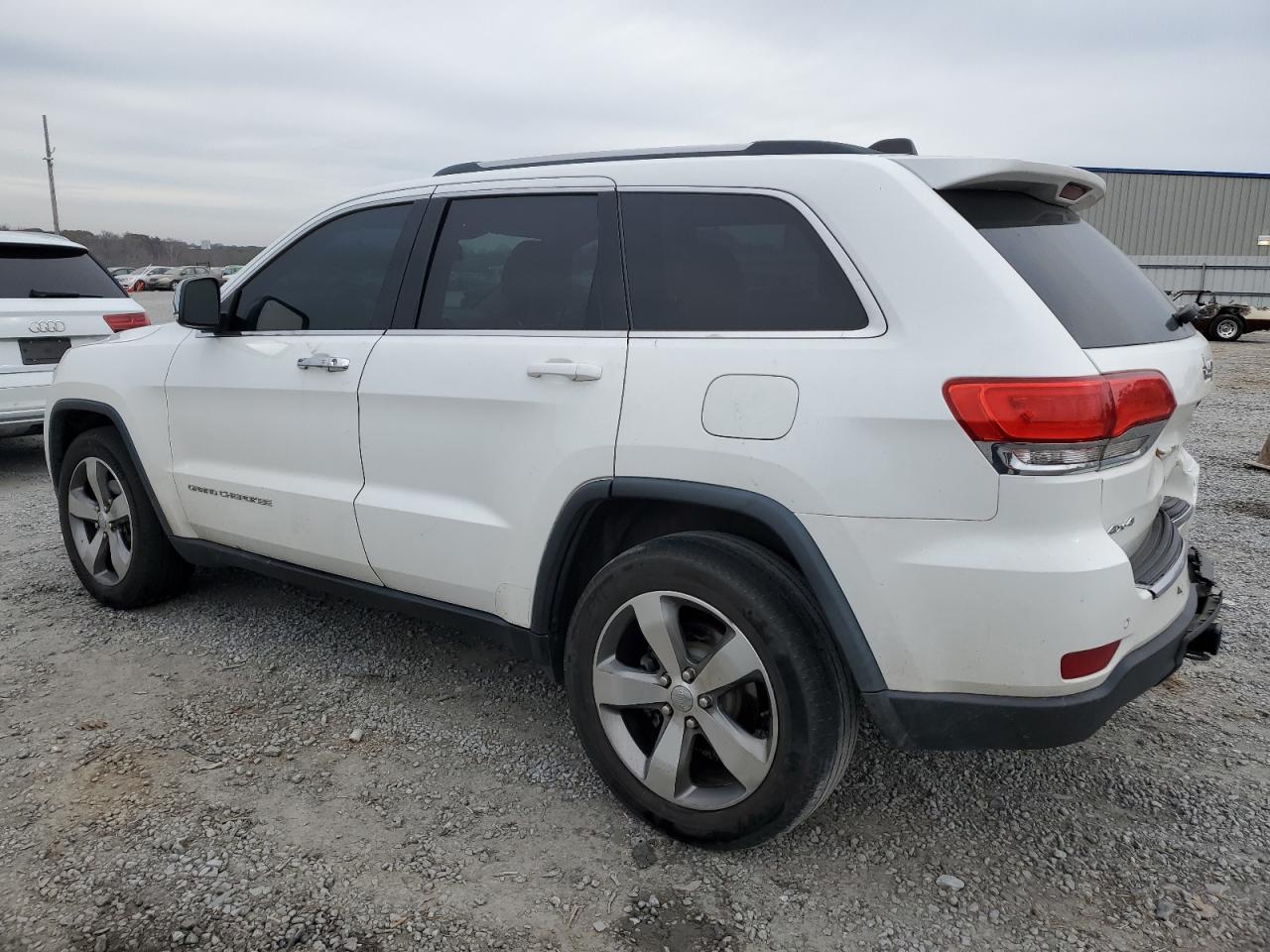 2015 Jeep Grand Cherokee - Image 2