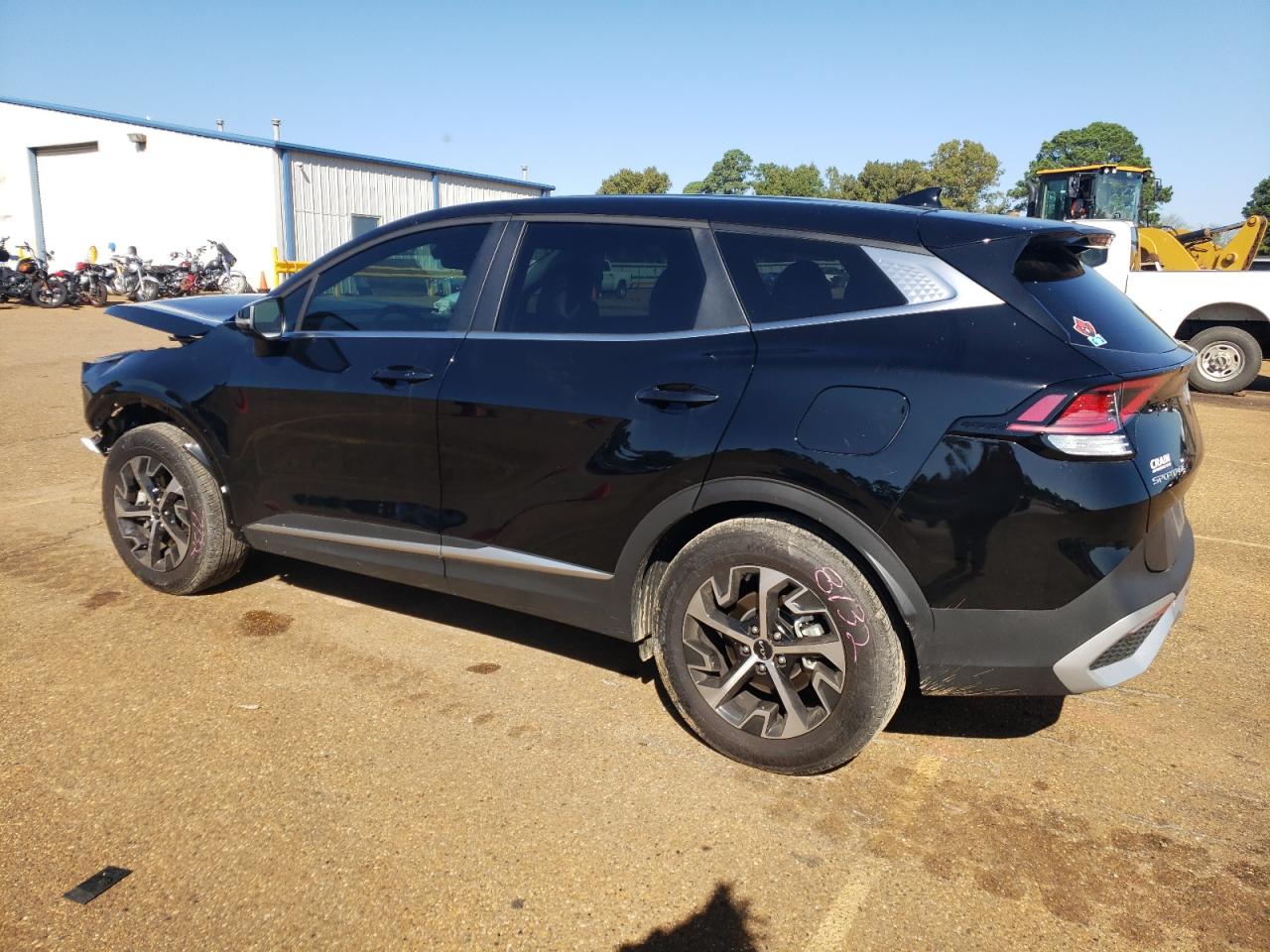2024 Kia Sportage - Image 2