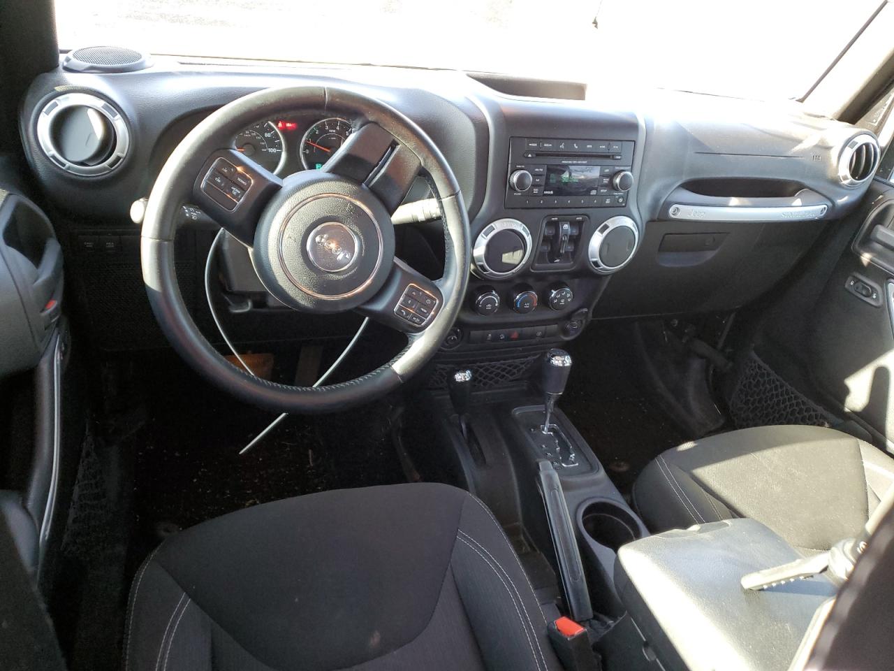 2015 Jeep Wrangler - Image 8