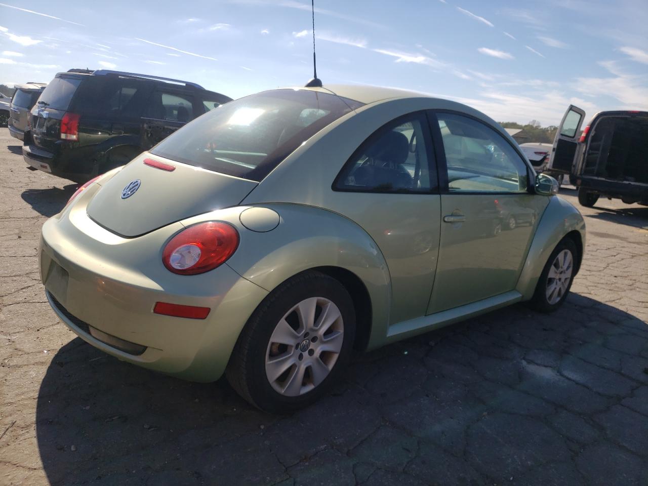 2008 Volkswagen Beetle - Image 3