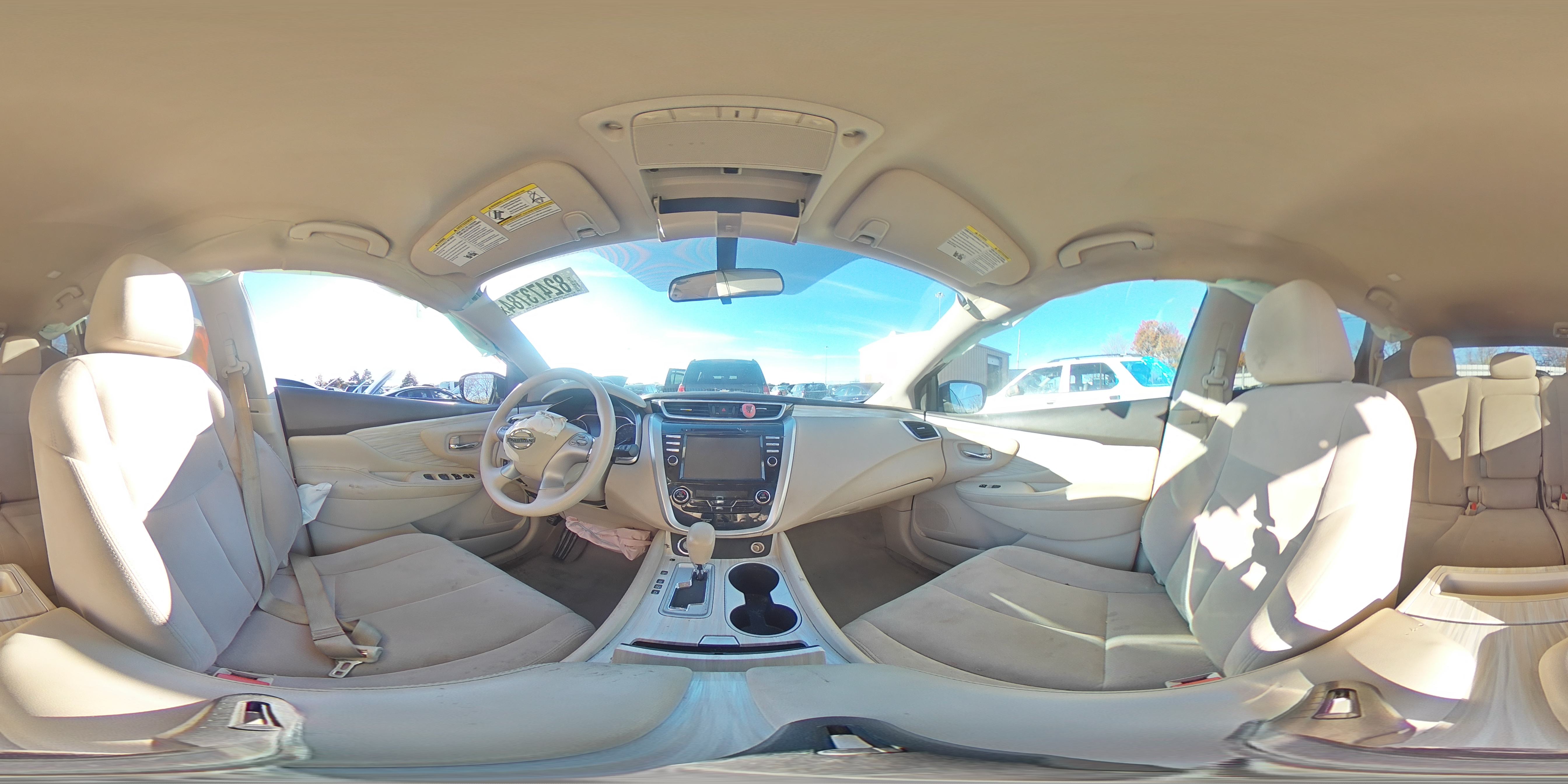 2015 Nissan Murano - Image 13