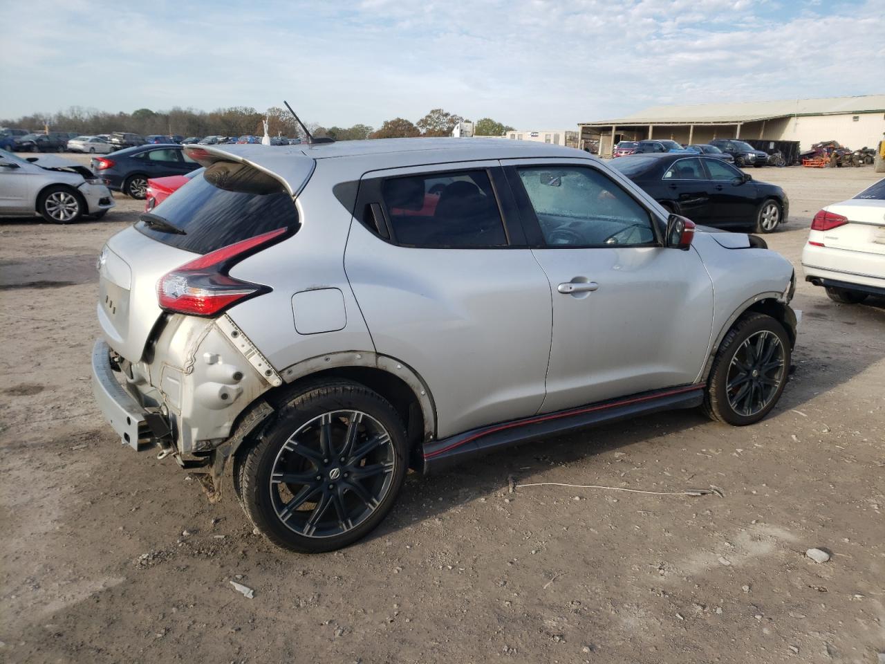 2015 Nissan Juke - Image 3